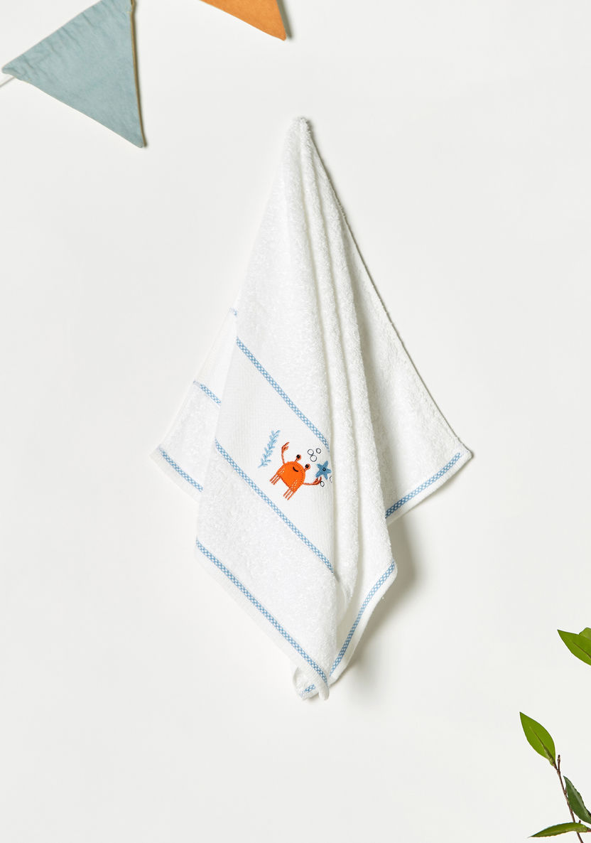Juniors Lobster Embroidered Towel - 60x120 cm-Towels and Flannels-image-0