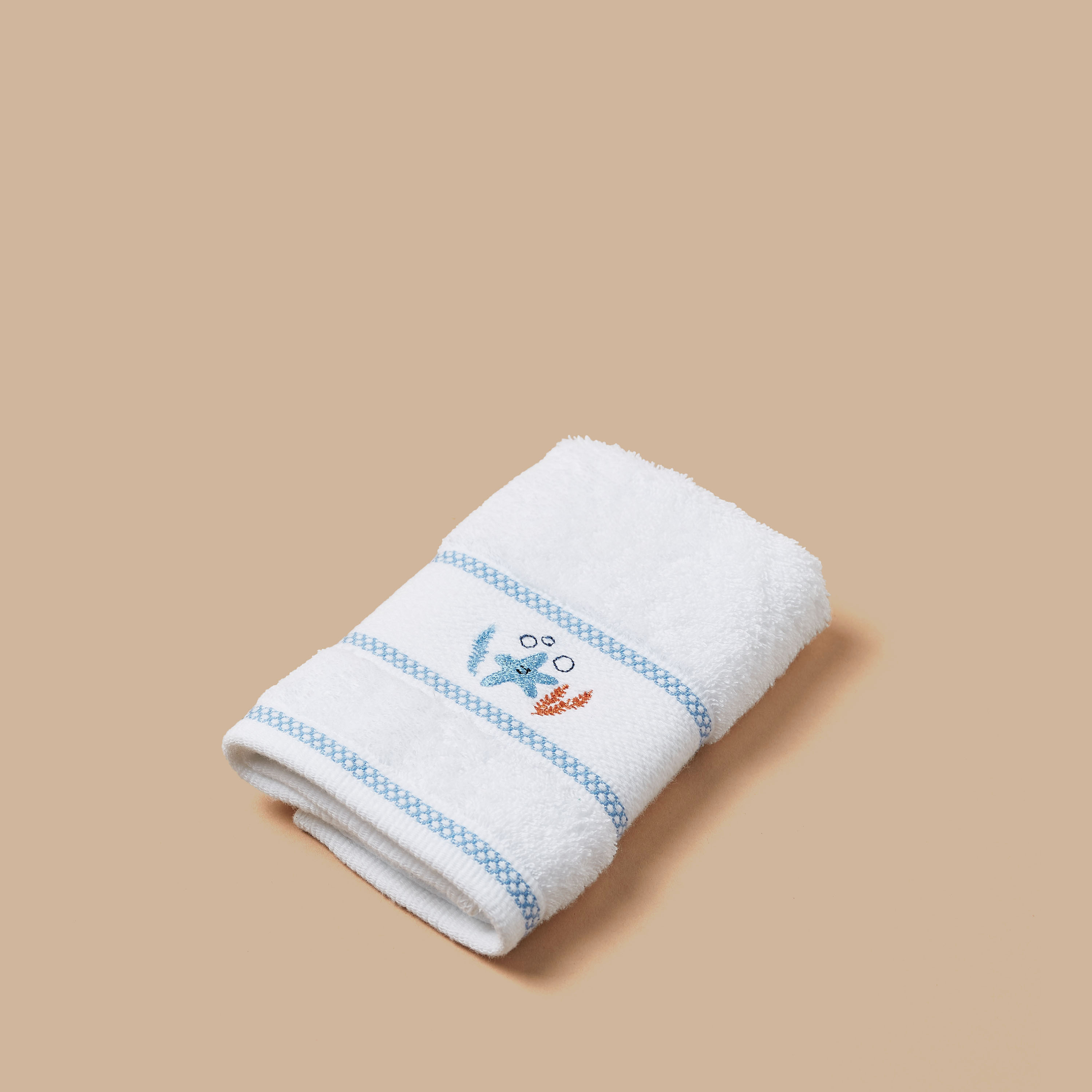 Embroidered towels online online