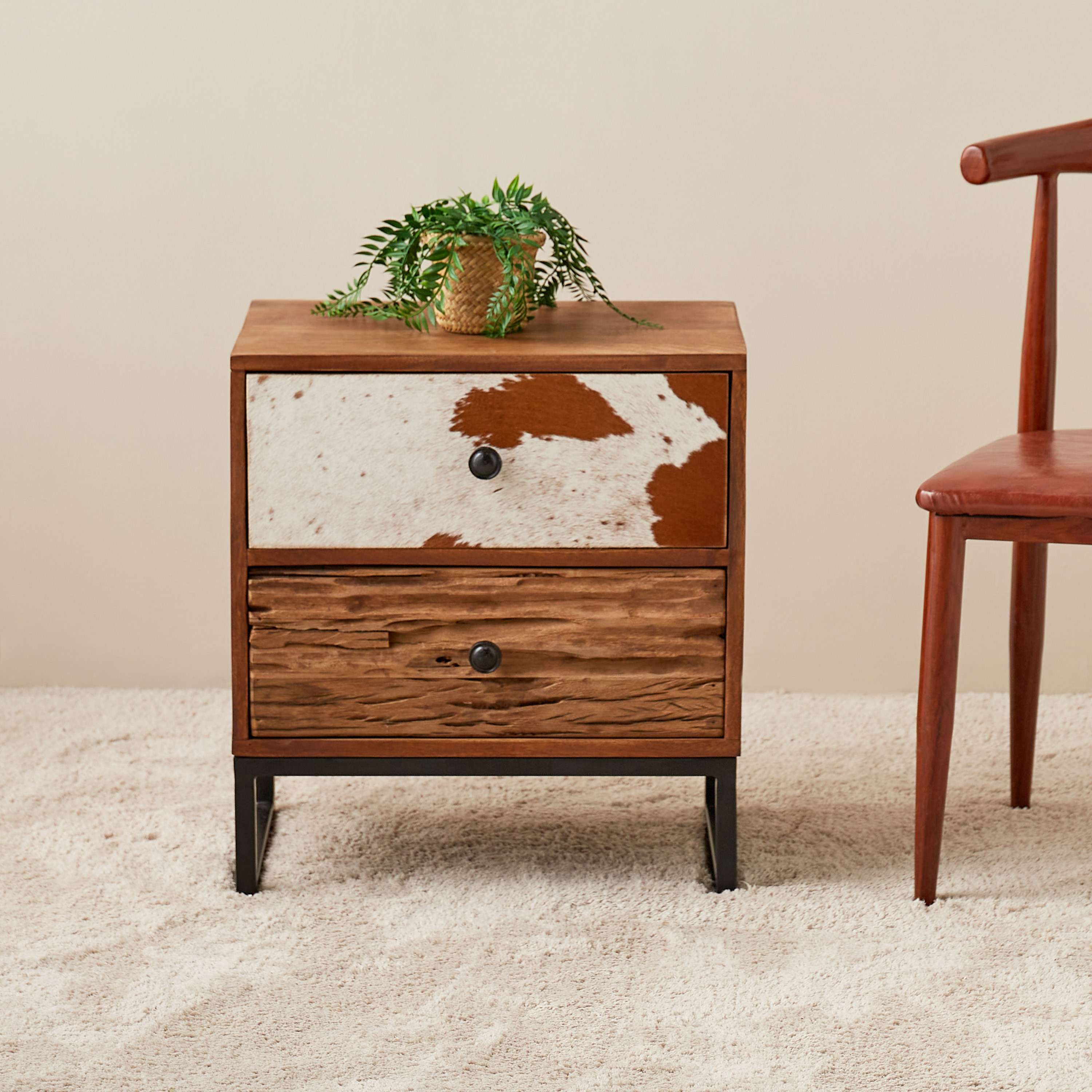 Chest of drawers as shop nightstand