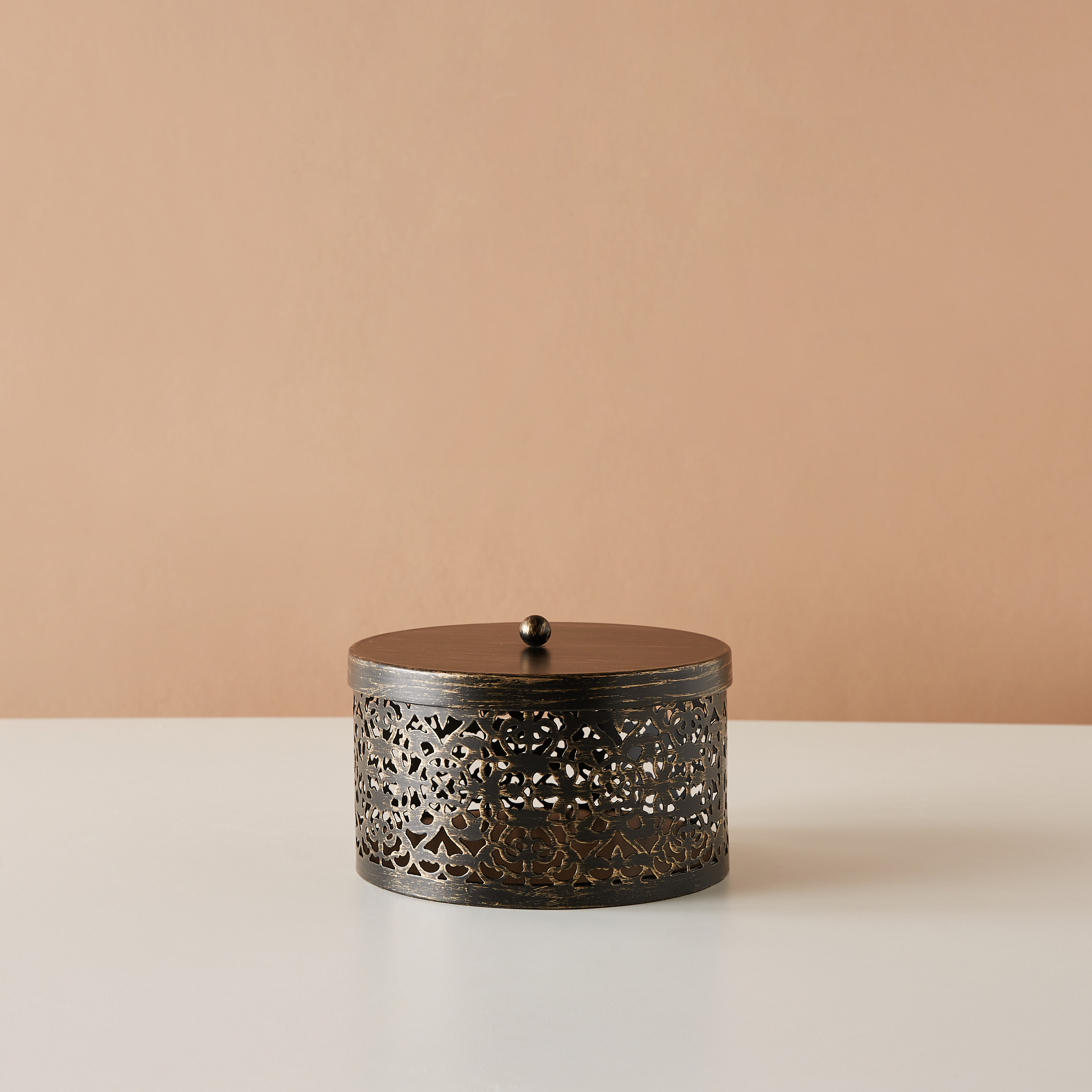 Cutwork Textured Metal Decorative Box with Lid-household-decor-decorativeobjectsandsculptures-image-2