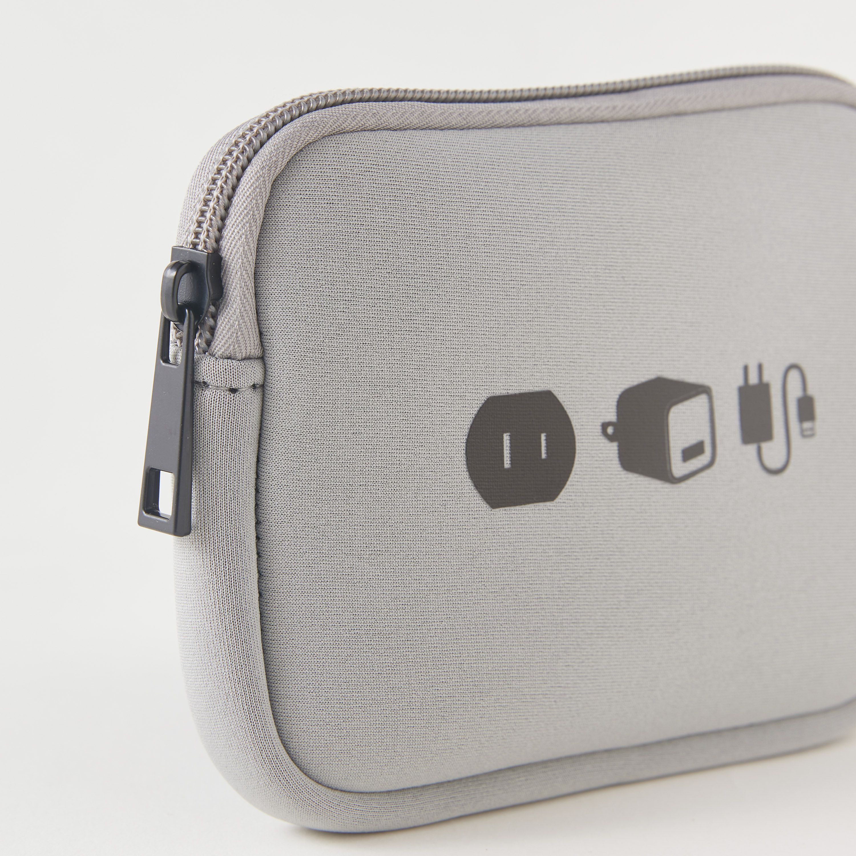 منظم شنط بسحاب إغلاق وطبعات من فيندز-travel-accessories-image-3