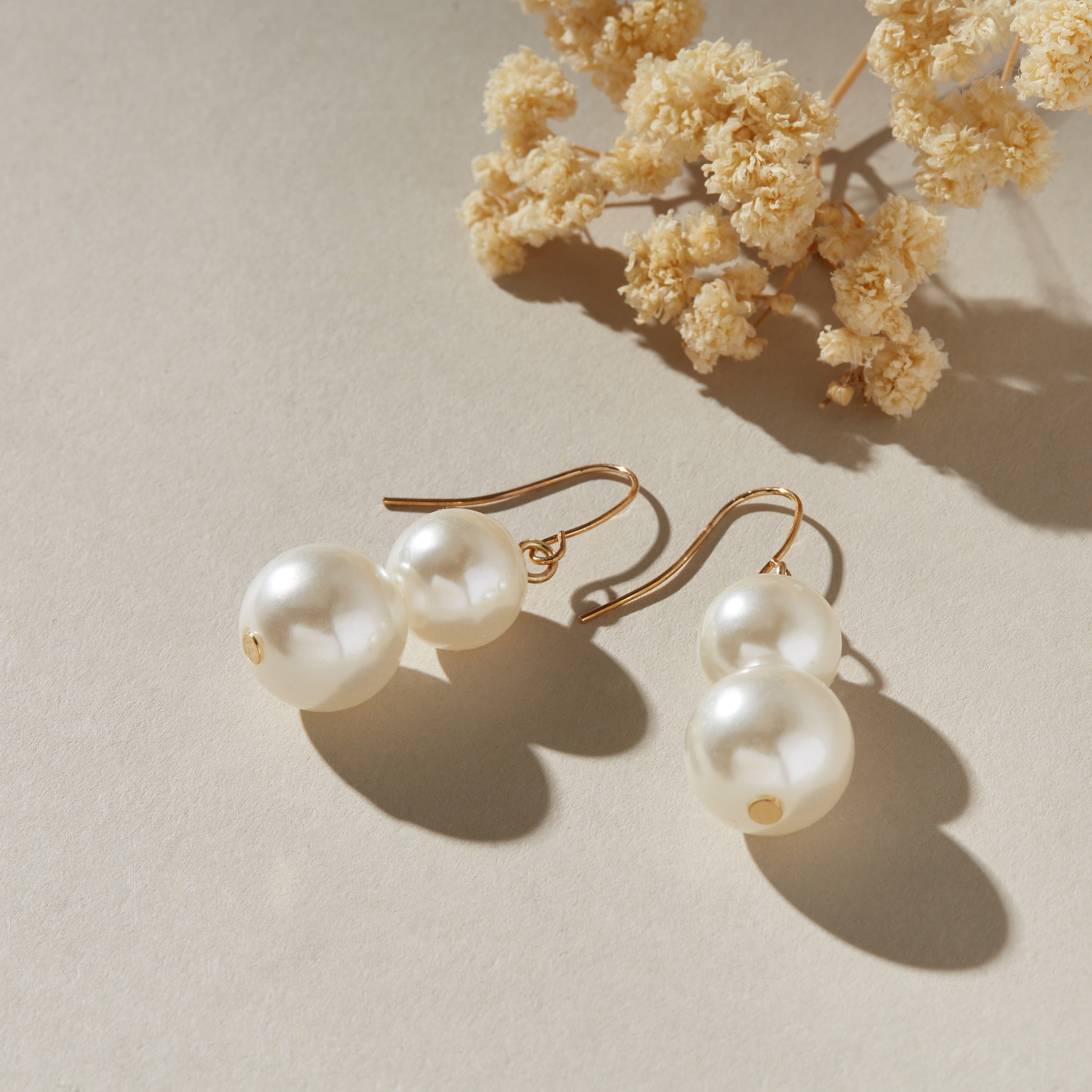 Pearl Necklace and Earrings Set-women-watchesandjewellery-jewellery-jewellerysets-image-3