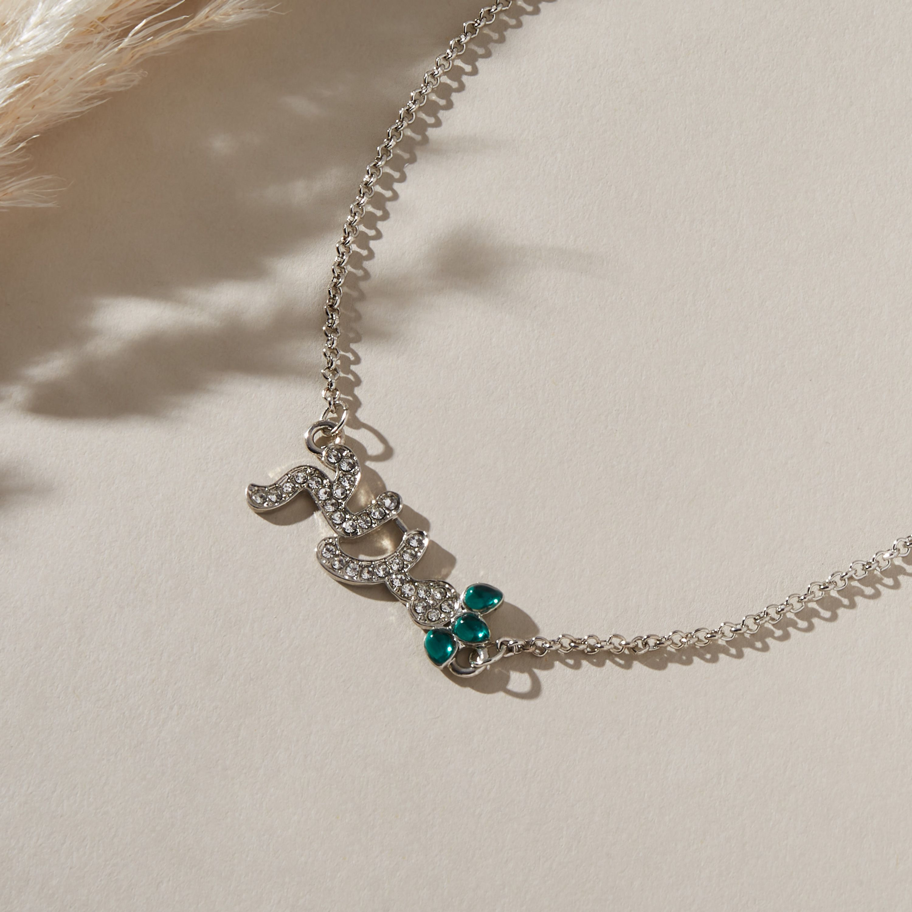 قلادة ميتاليك بمشبك إغلاق-women-watchesandjewellery-jewellery-necklacesandpendants-image-3