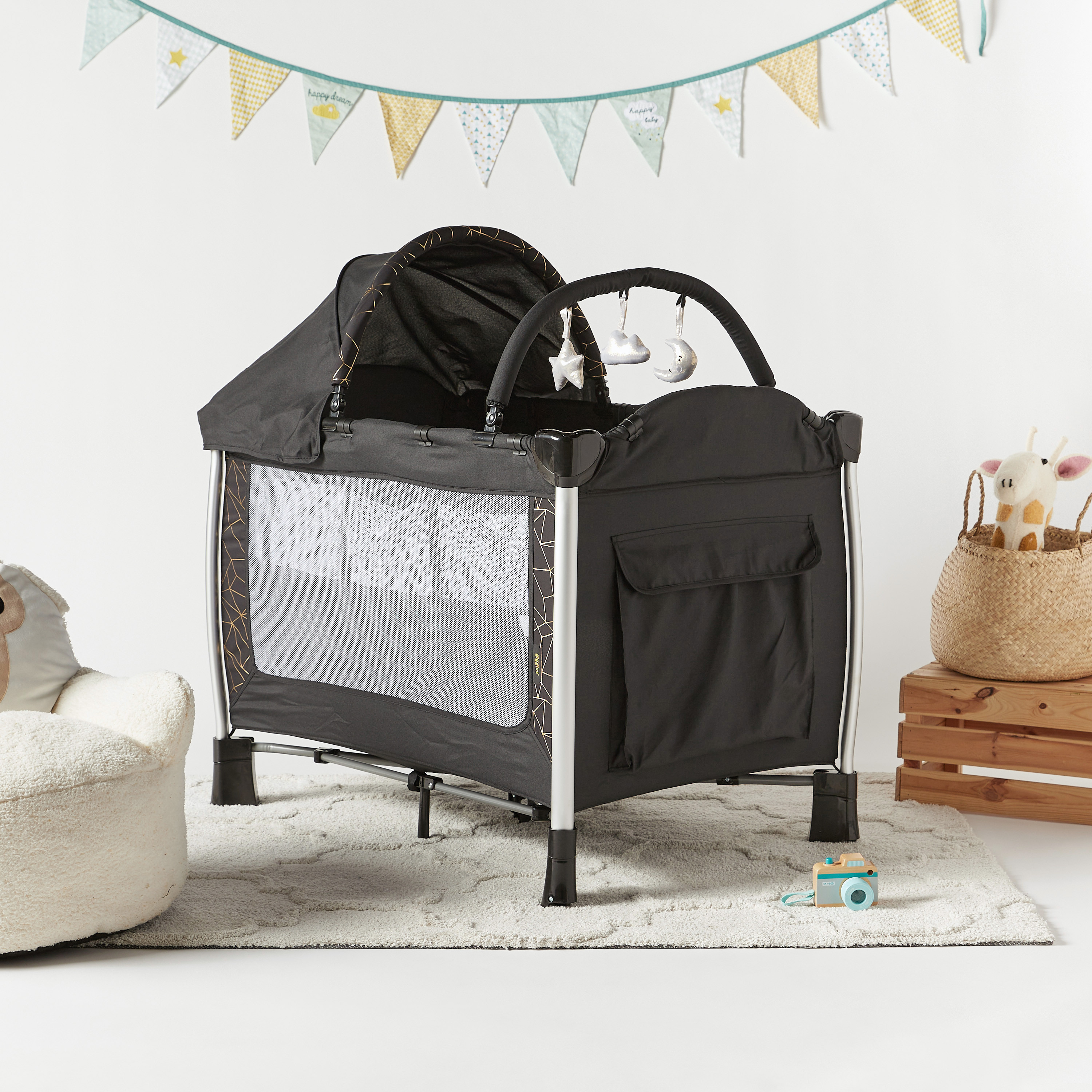 Travel cot clearance quilts