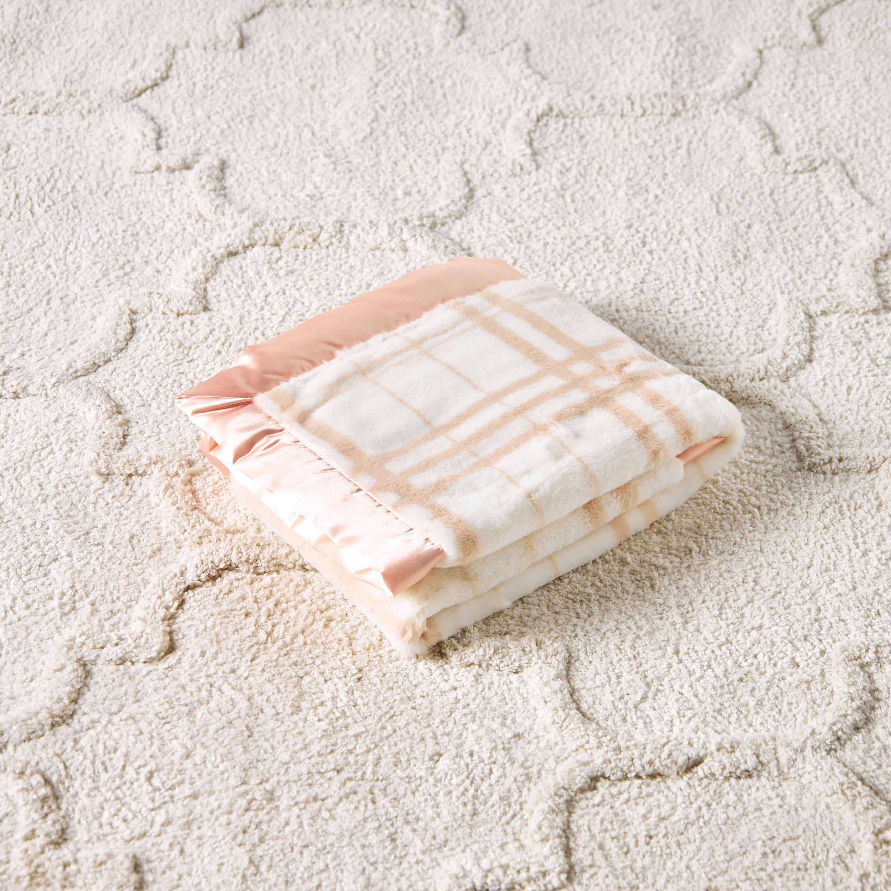 Juniors Checked Rabbit Fur Blanket - 102x76 cms-baby-nursery-blanketsandswaddles-blanketsandquilts-image-4