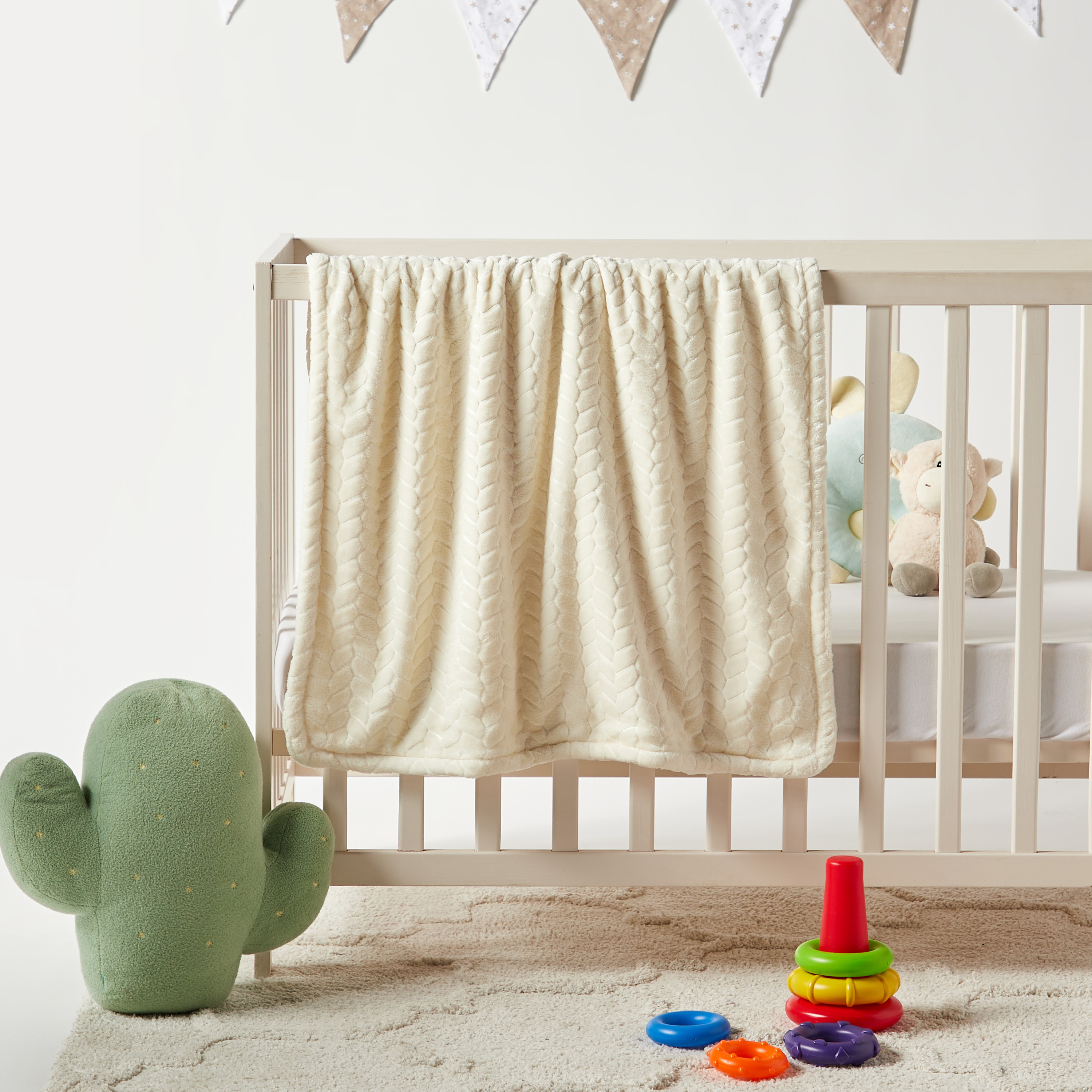 بطانية فلانيل بارزة الملمس من جونيورز - 76x102 سم-baby-nursery-blanketsandswaddles-blanketsandquilts-image-4