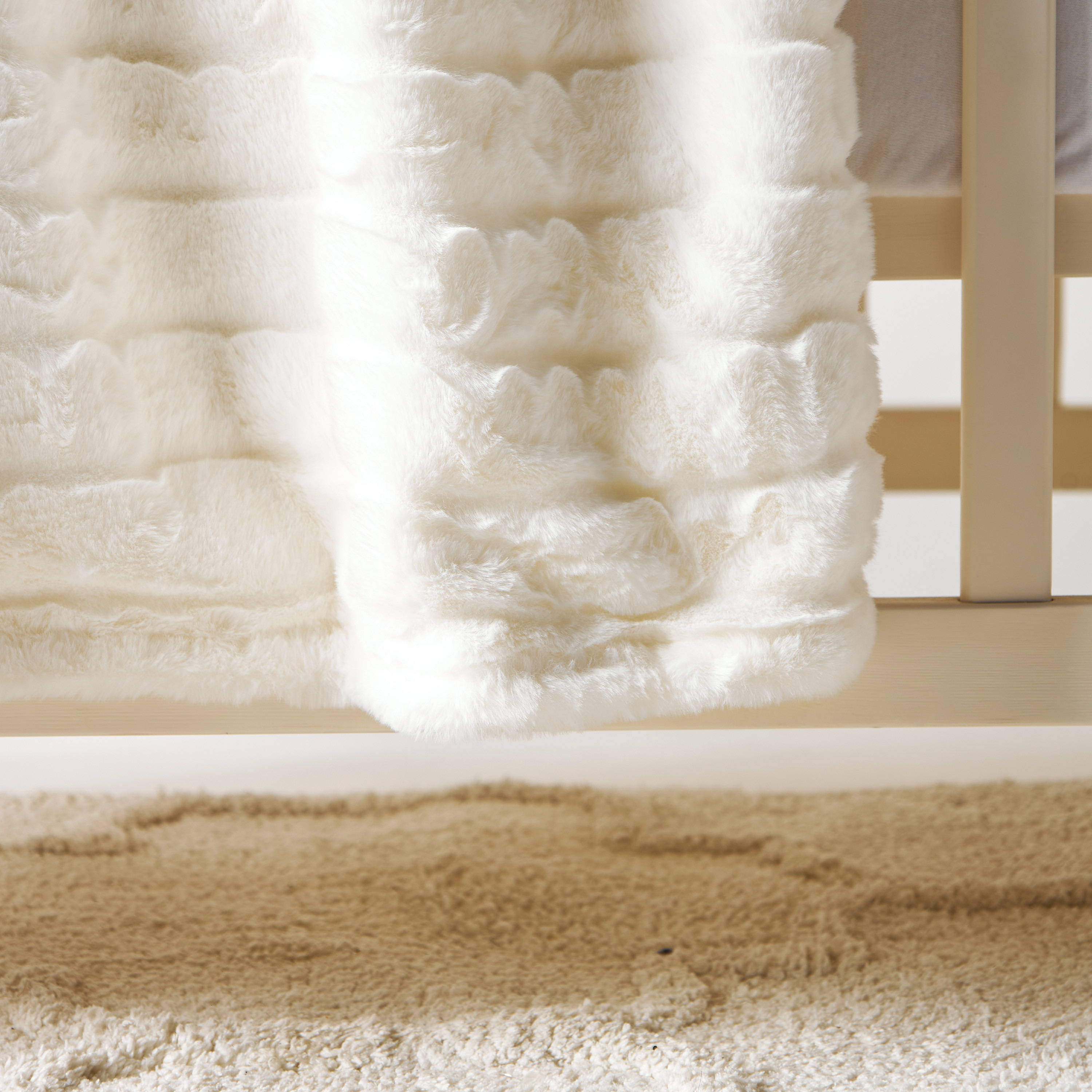 بطانية أطفال مخملية من جونيورز - 100×127 سم-baby-nursery-blanketsandswaddles-blanketsandquilts-image-2