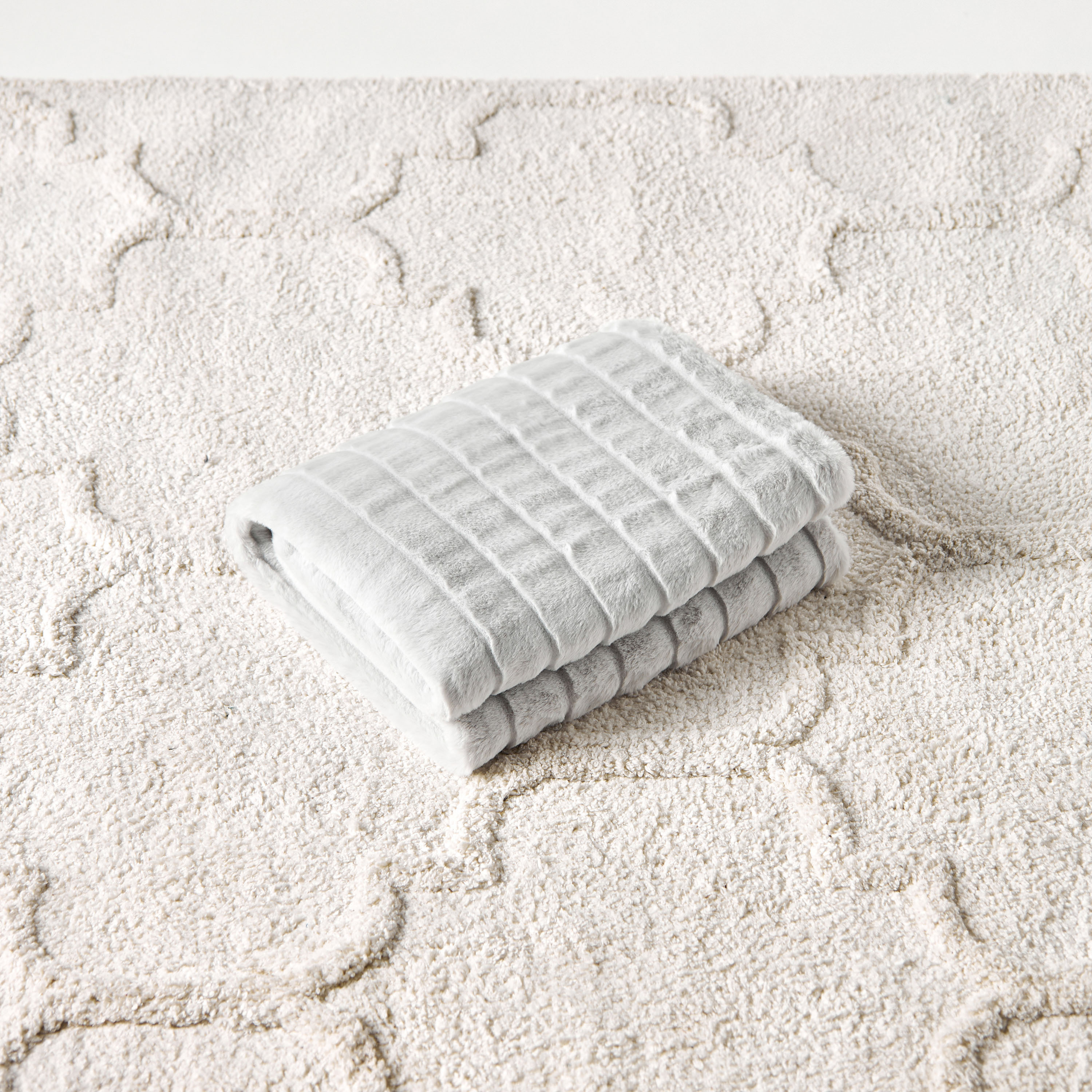 Juniors Ribbed Faux Fur Blanket - 100x127 cms-baby-nursery-blanketsandswaddles-blanketsandquilts-image-4