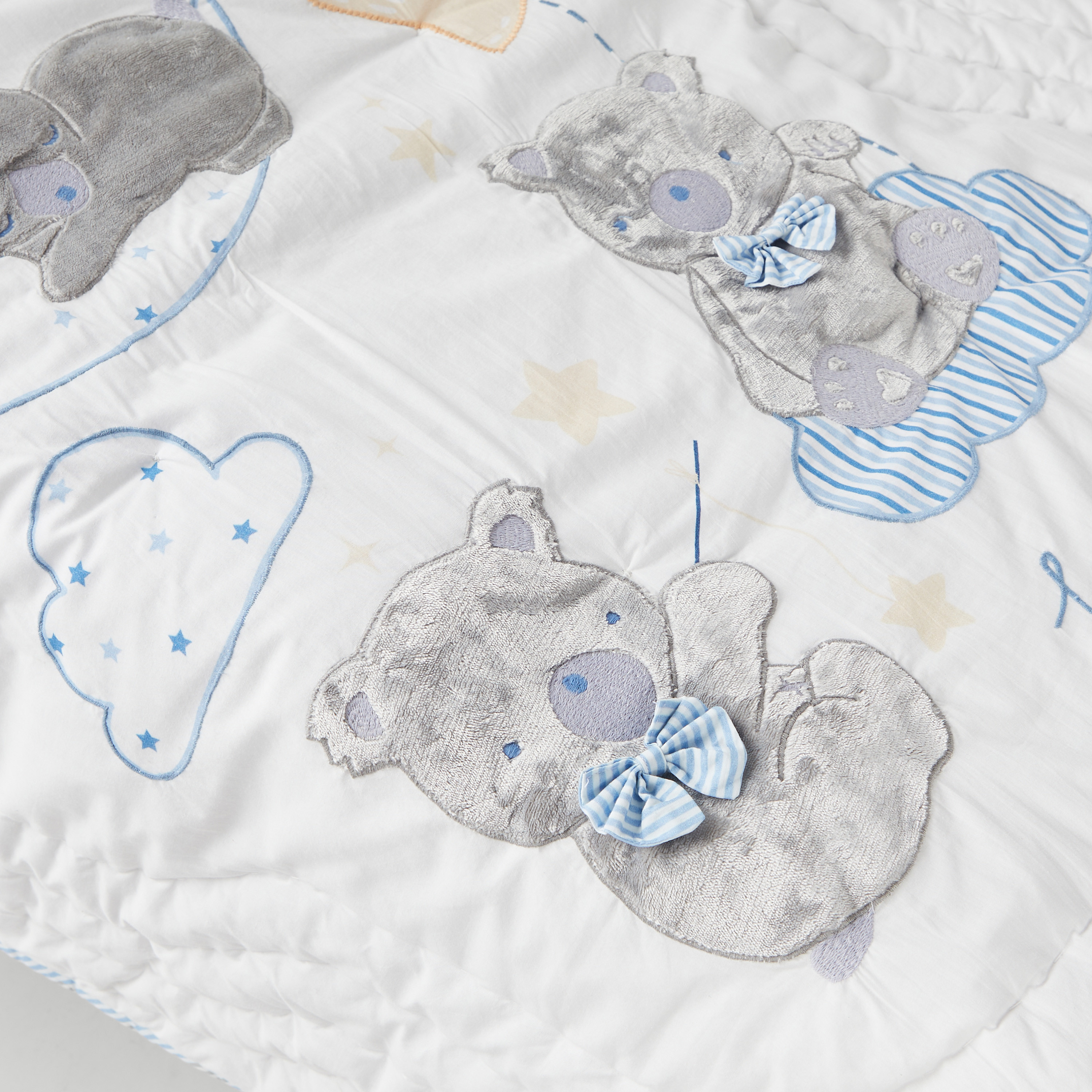 Giggles Applique Detail Quilt-baby-nursery-blanketsandswaddles-blanketsandquilts-image-3