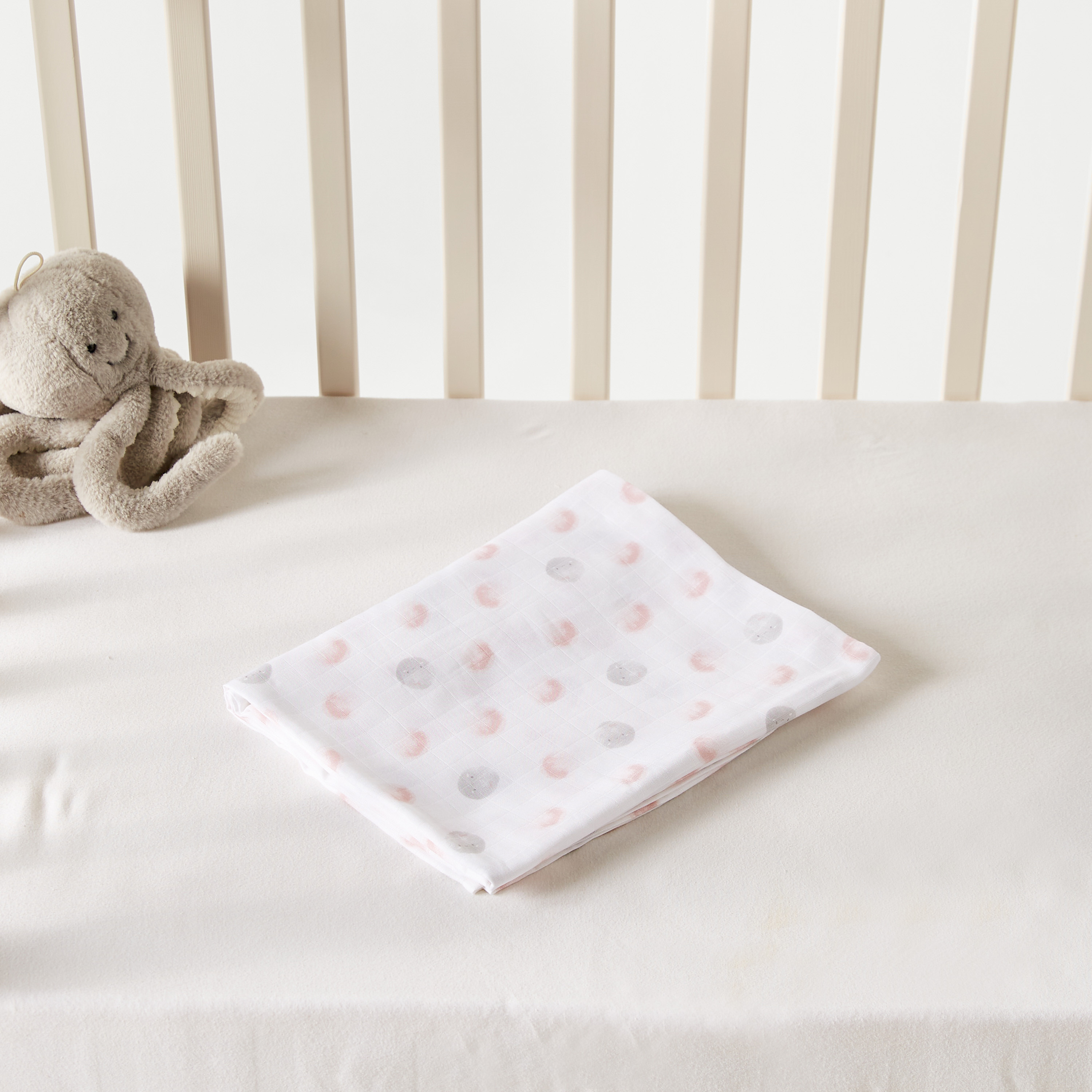 بطانية تقميط موسلين الخيزران بطبعات من جيجلز - 120x120 سم-baby-nursery-blanketsandswaddles-blanketsandquilts-image-4