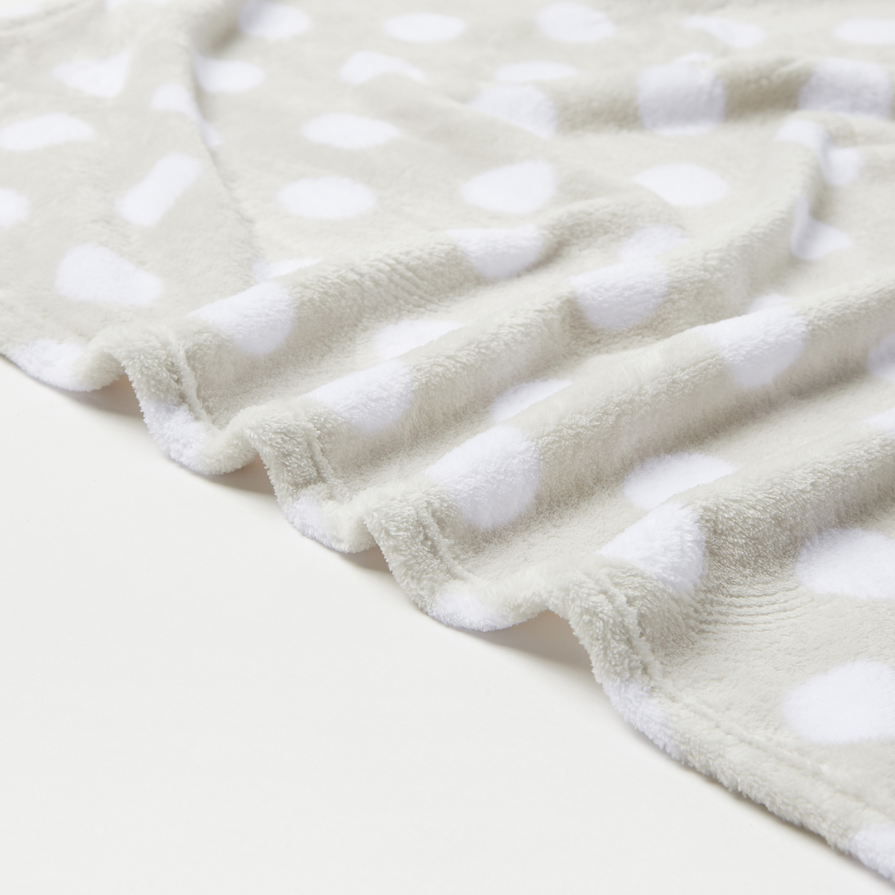 Juniors Polka Print Fleece Blanket with Soft Toy-baby-nursery-babybedding-image-4