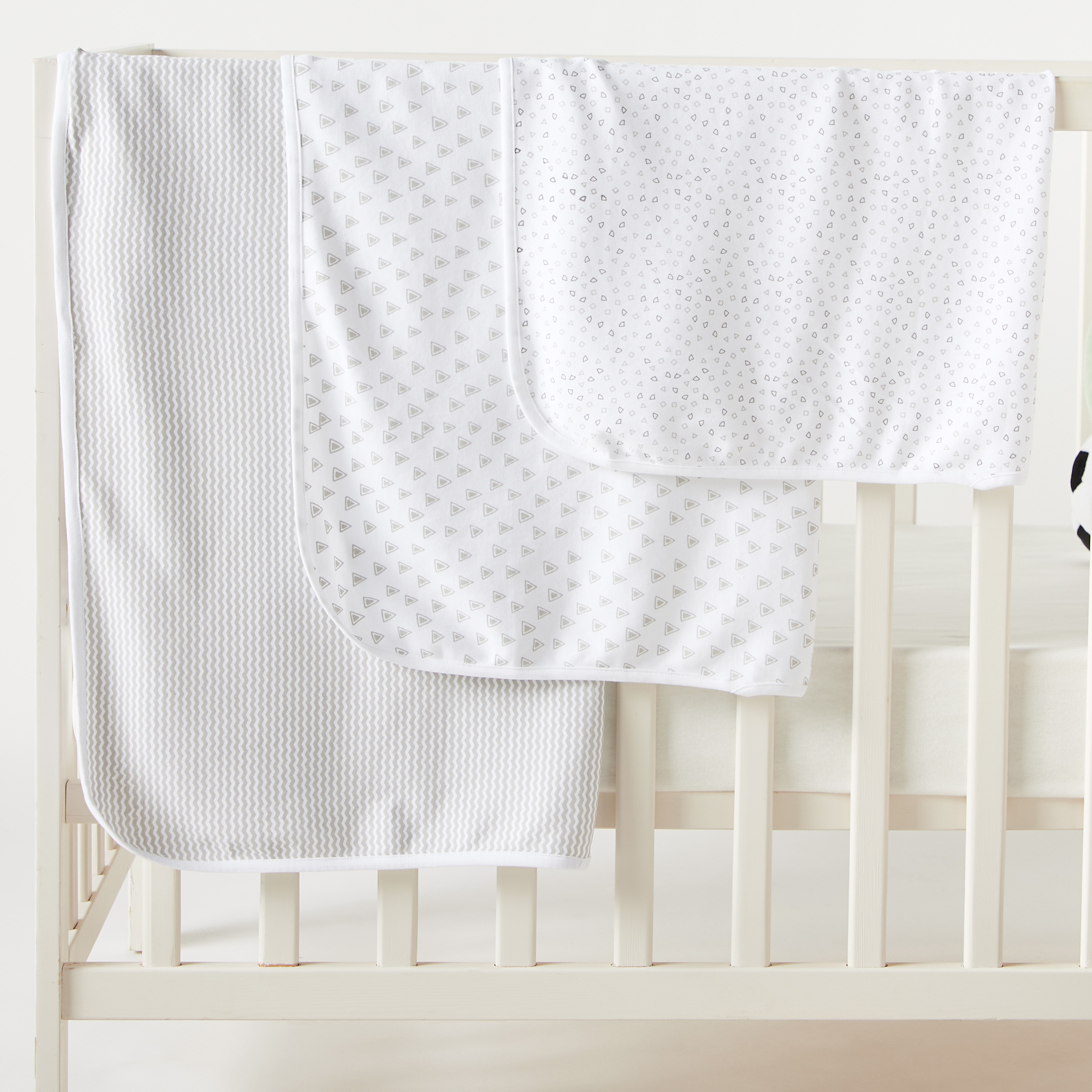 Juniors Printed 3-Piece Receiving Blanket Set - 80x80 cms-baby-nursery-blanketsandswaddles-receivingblankets-image-3