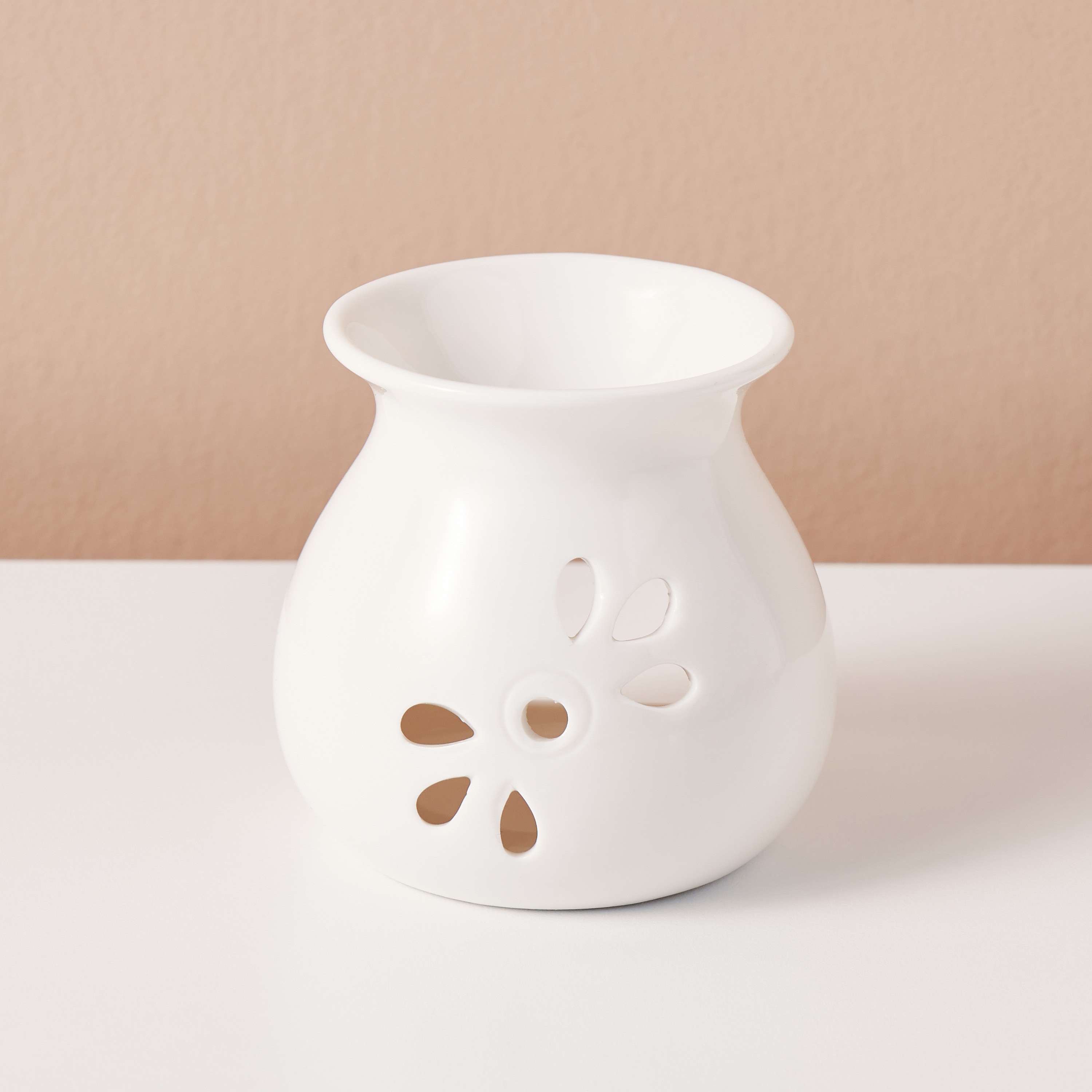 Essentials 3 Leaf Oil Burner - White-household-homefragrance-burners-image-2