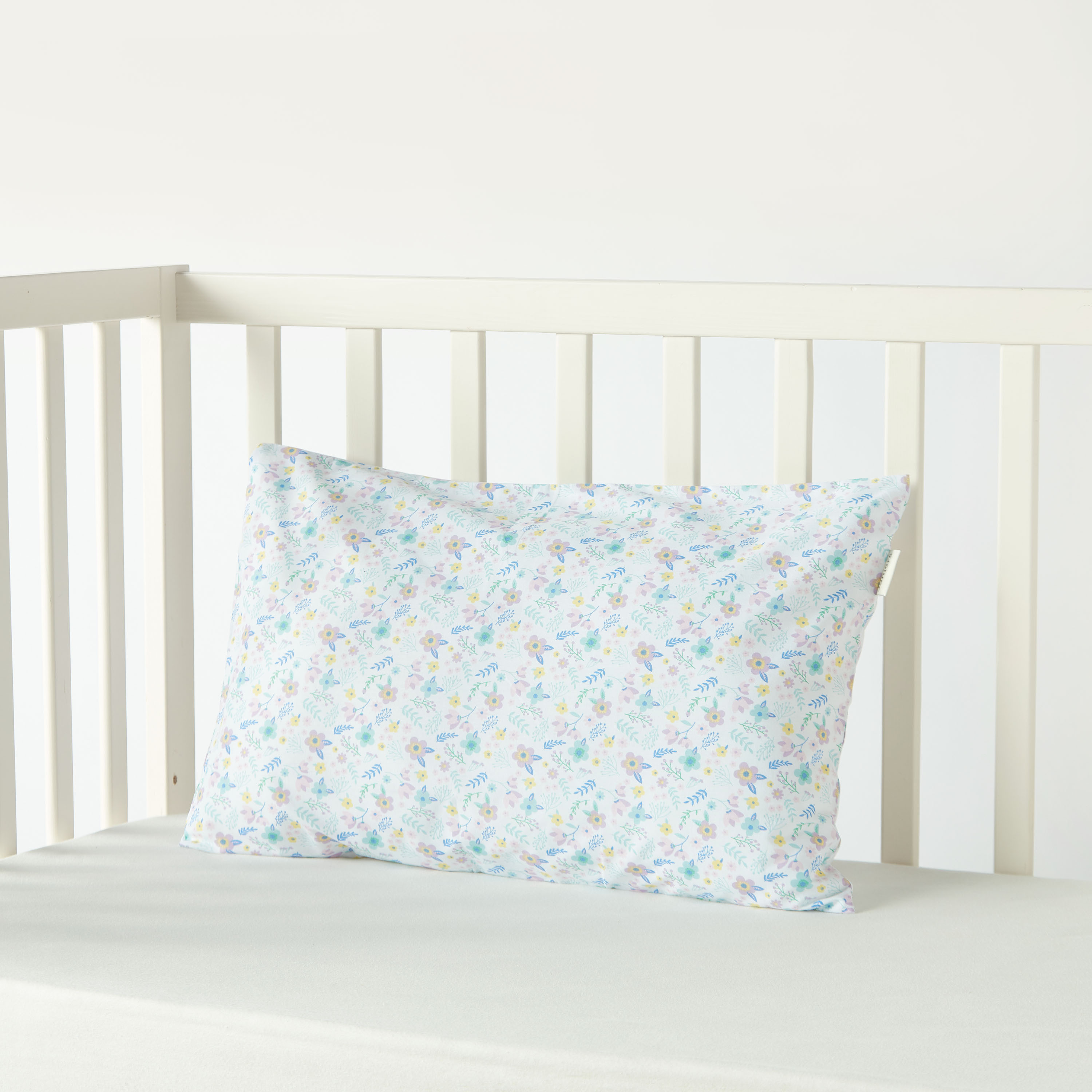 Juniors Floral Print Pillowcase-baby-nursery-babybedding-image-2