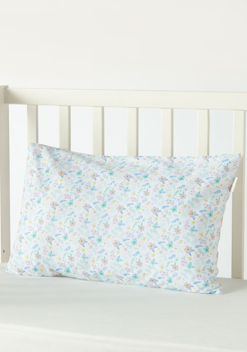 Juniors Floral Print Pillowcase-Baby Bedding-image-1