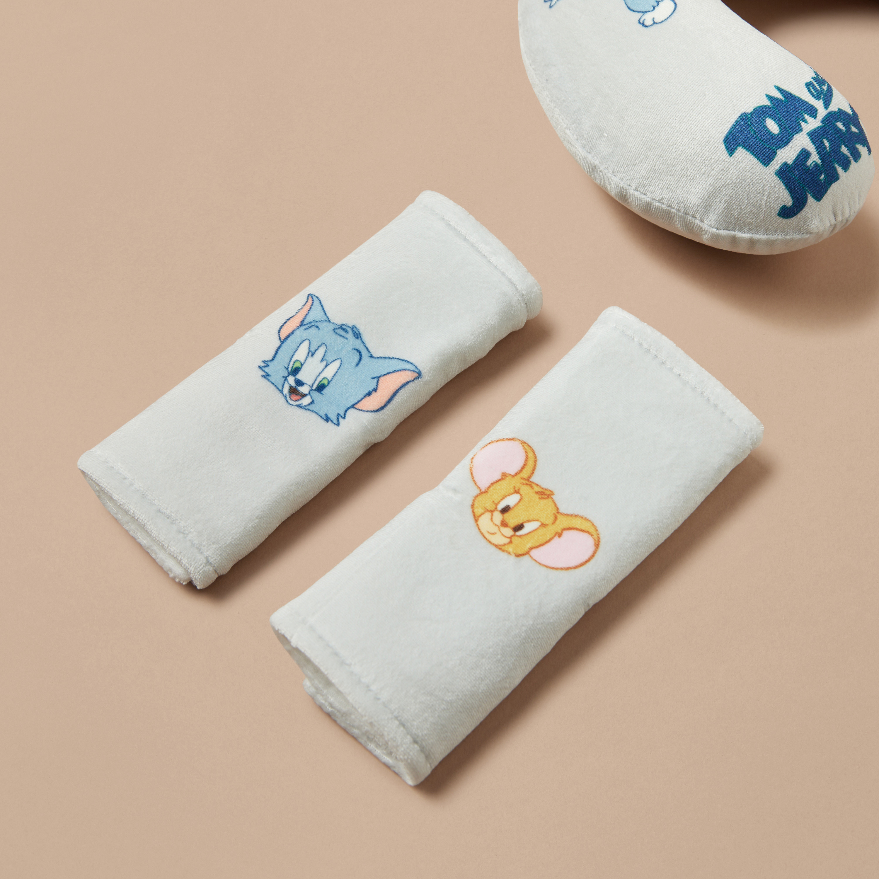 Disney Tom and Jerry Print 3-Piece Neck Pillow and Seat Belt Cover Set-baby-nursery-babybedding-image-2