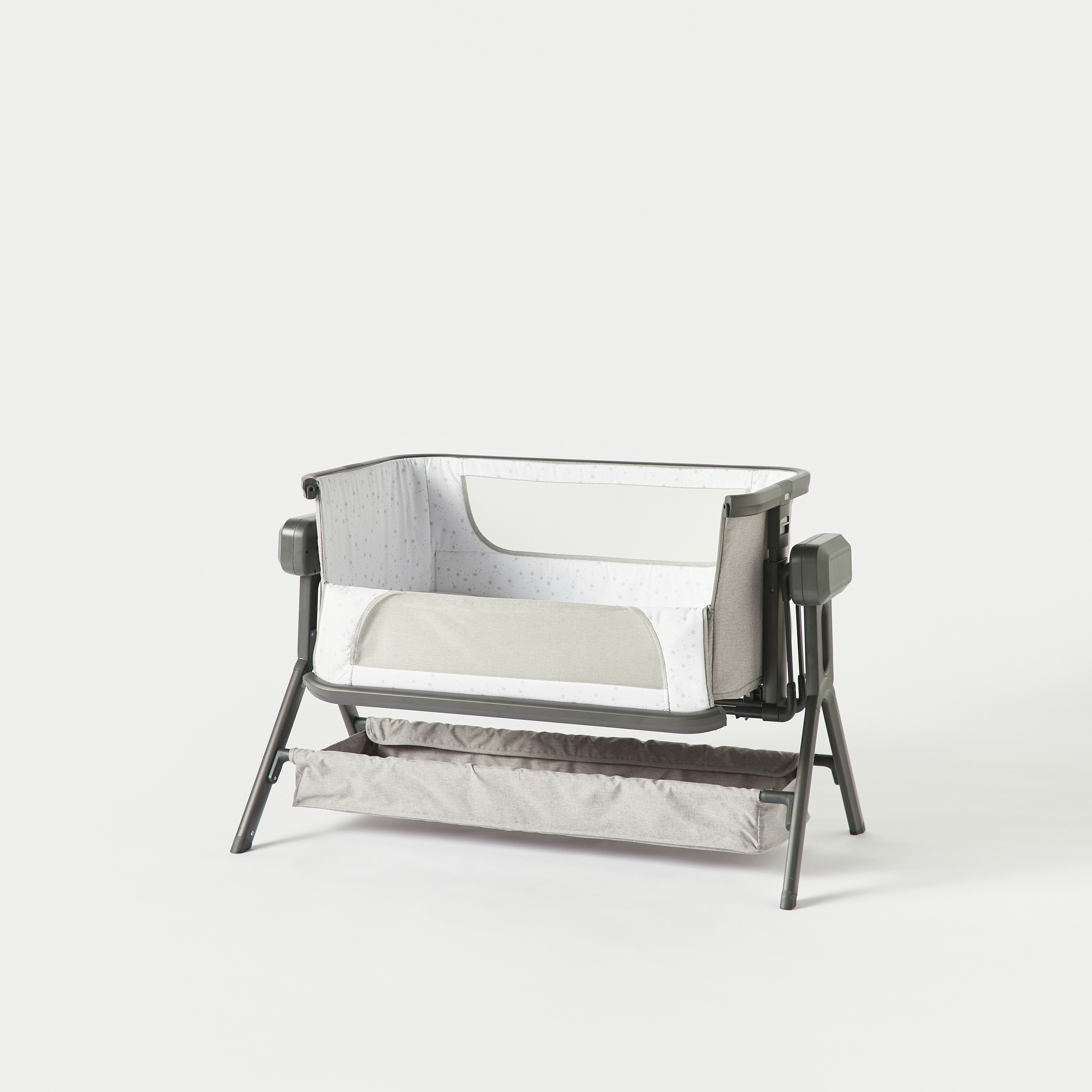 Giggles Zeus Auto Swing Bassinet-baby-nursery-furniture-cribsandbeds-bassinets-image-2