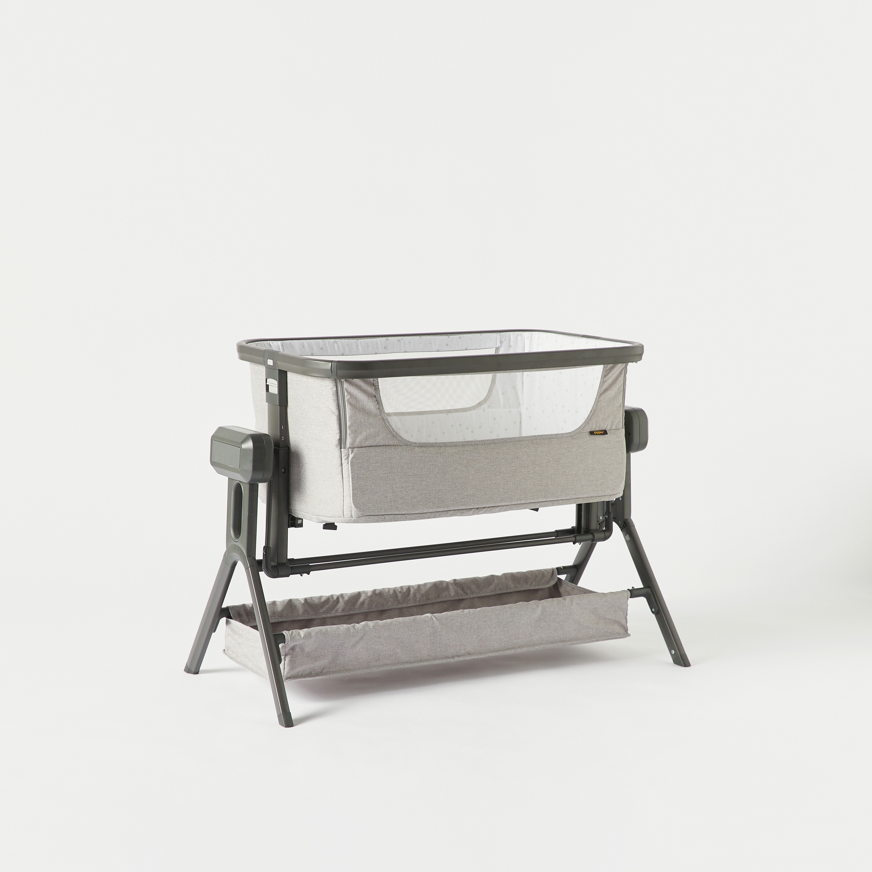 Giggles Zeus Auto Swing Bassinet-baby-nursery-furniture-cribsandbeds-bassinets-image-5