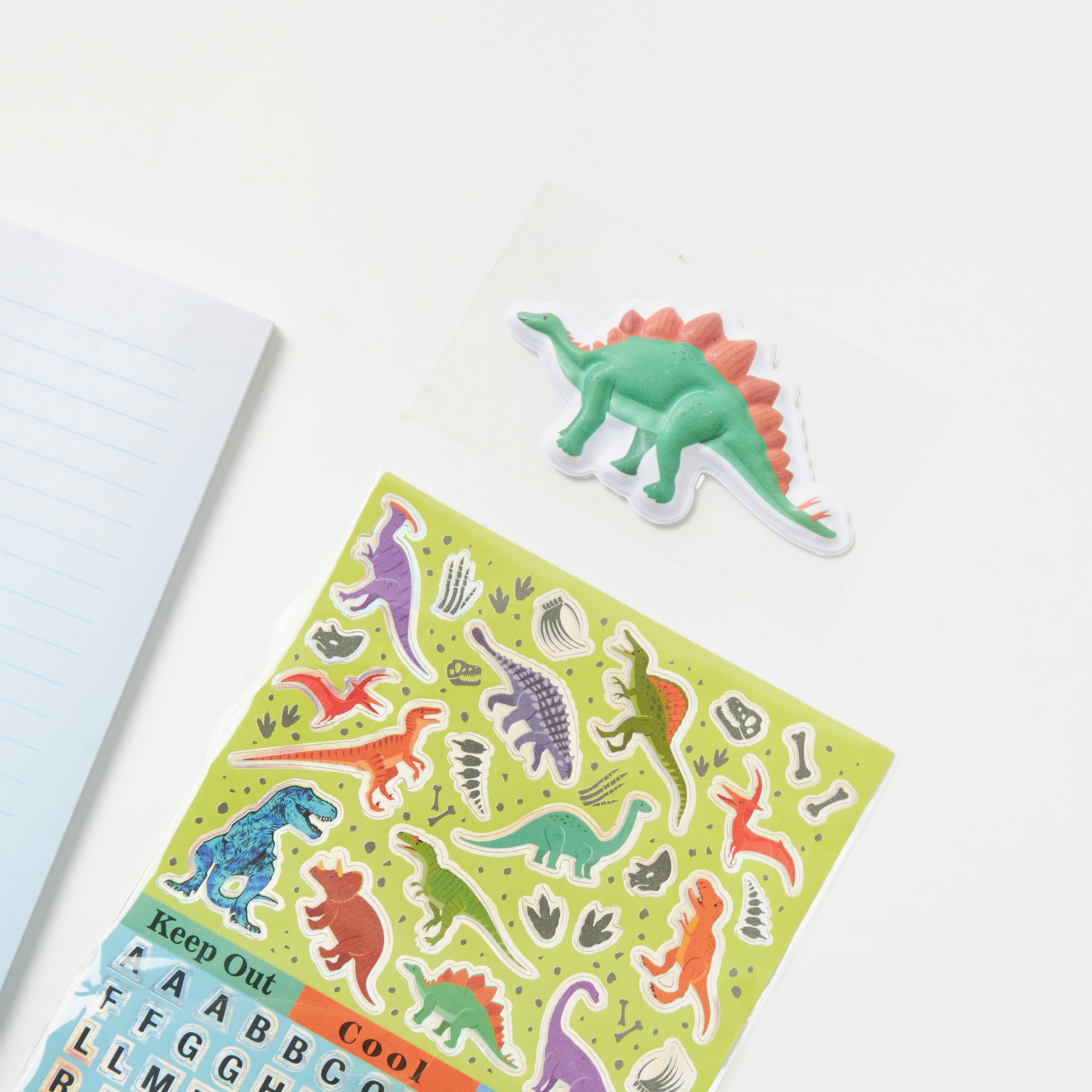 دفتر كتابة ديناصور يتوهج في الظلام من هوت فوكس-school-stationery-accessories-image-4