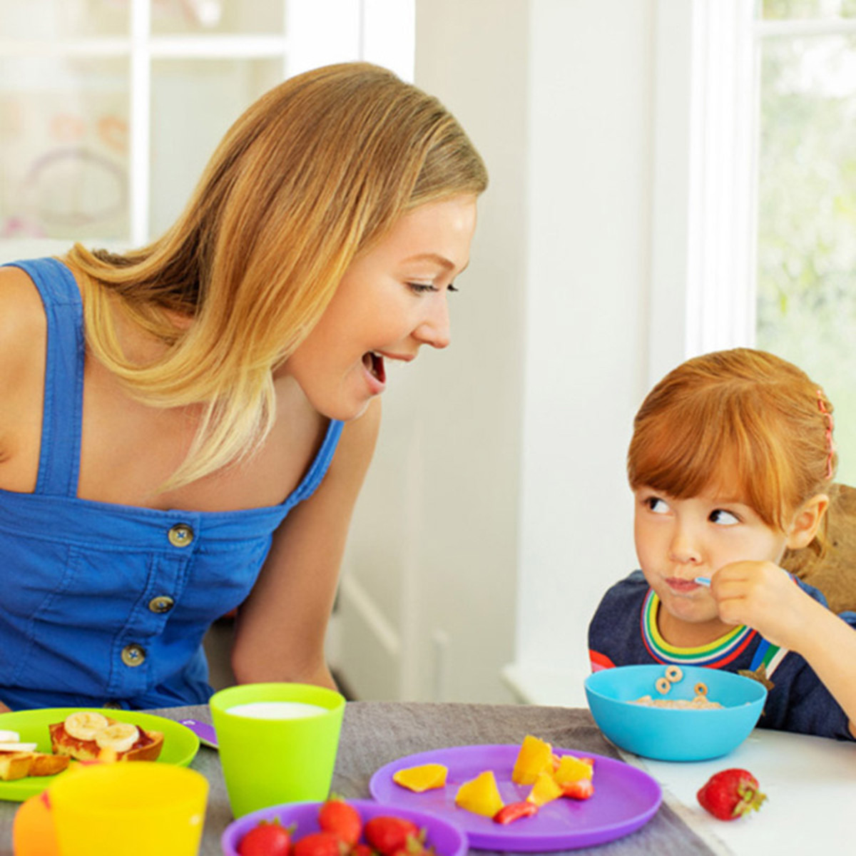 Munchkin Solid Plate - Set of 4-baby-feeding-mealtimeessentials-image-4