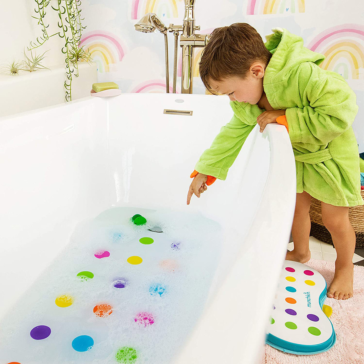سجادة حمام مقاومة للانزلاق بطبعات منقطة من مانشكين-baby-bathandcare-bathtubs-image-4