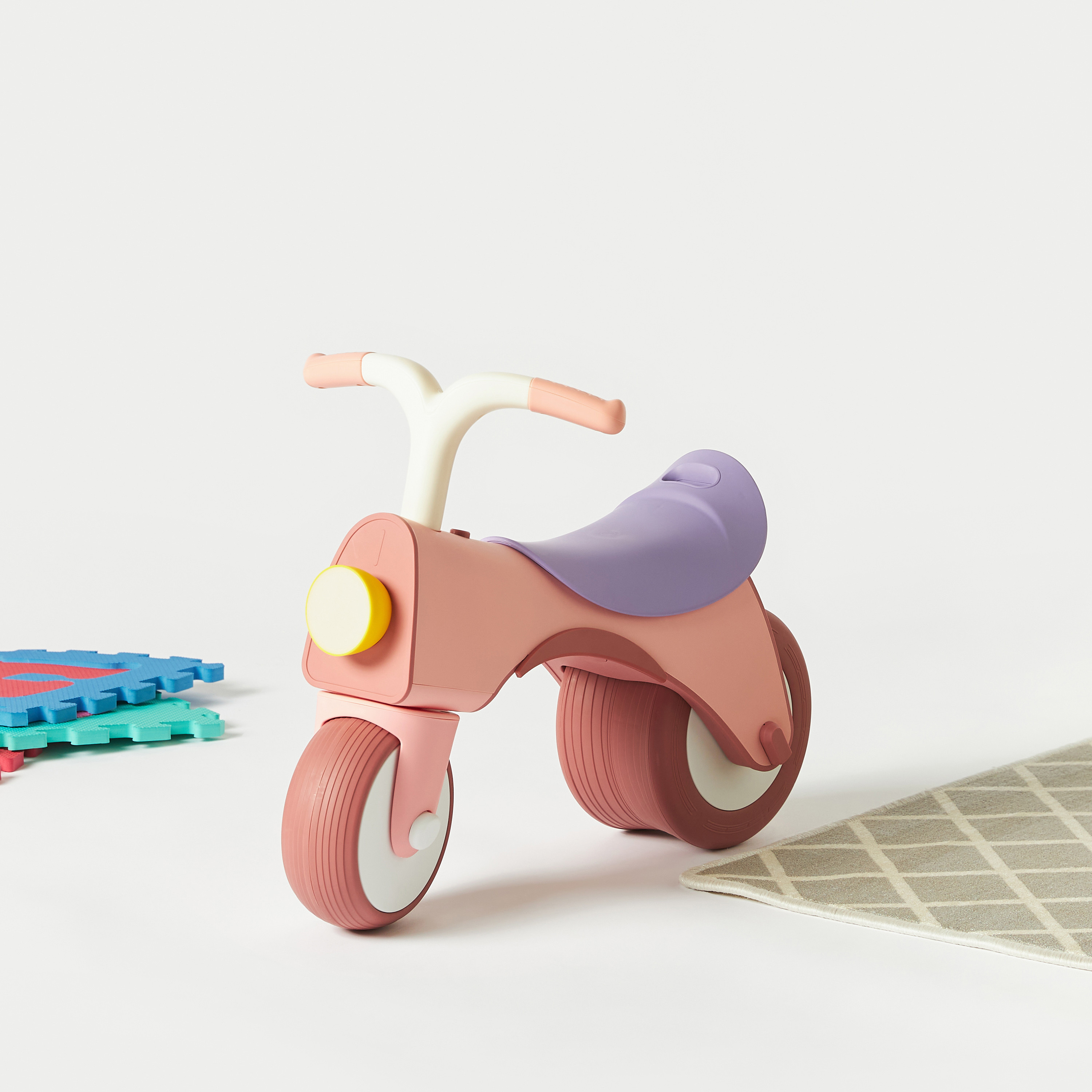 Mothercare balance outlet bike