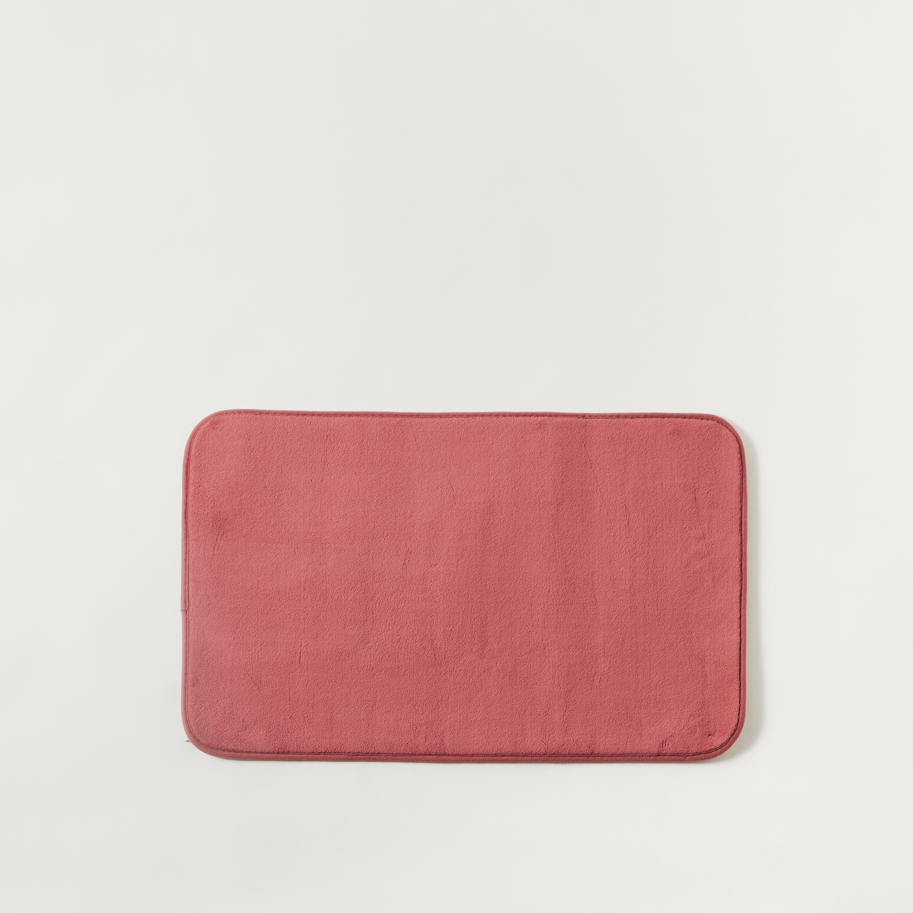 سجادة حمّام ألياف دقيقة سادة - 45x75 سم-household-bathandlaundry-bathlinen-bathmatsandtubmats-image-4