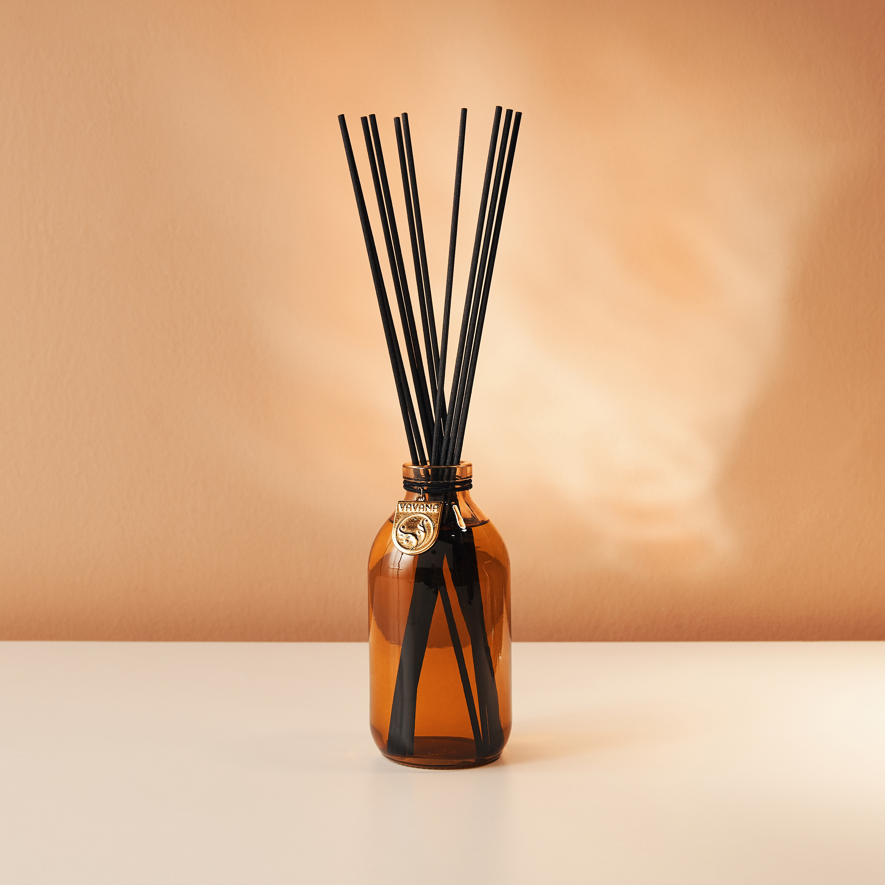 موزّع عطور عيدان خشبية مفتون من فافانا - 250 مل-household-homefragrance-reeddiffusers-image-3