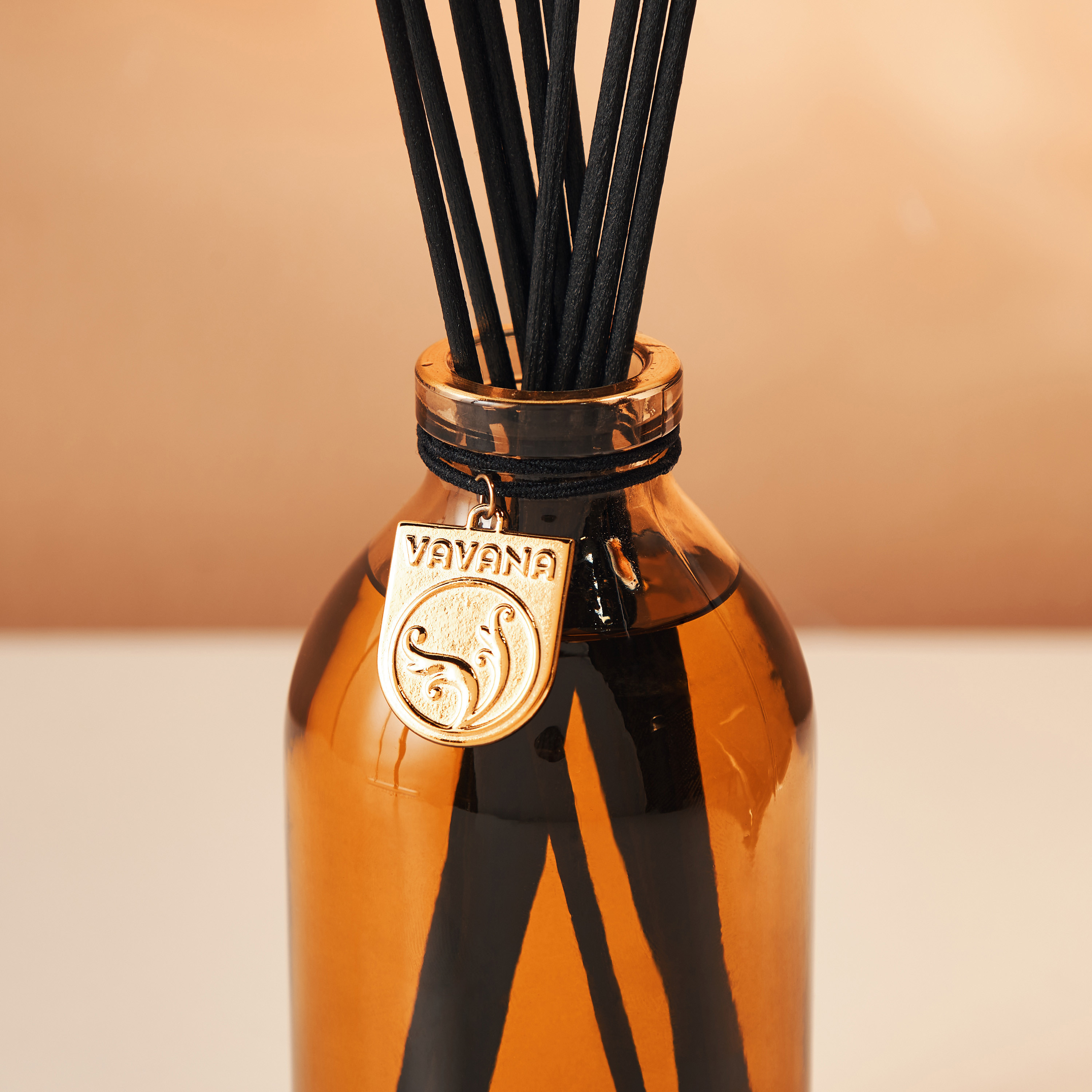 موزّع عطور عيدان خشبية مفتون من فافانا - 250 مل-household-homefragrance-reeddiffusers-image-4