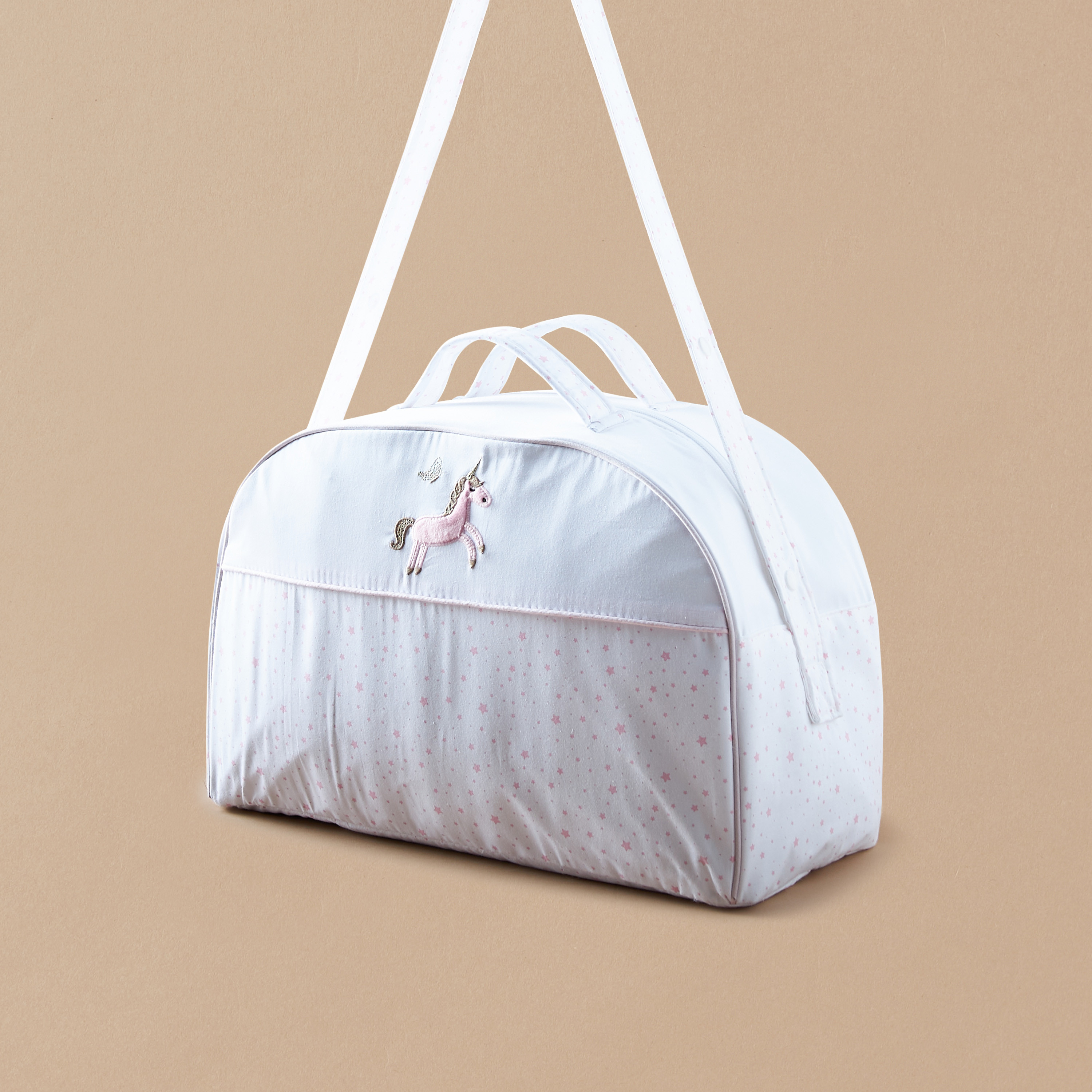 شنطة حفّاضات مطرزة من جيجلز-baby-gear-diaperbags-image-2