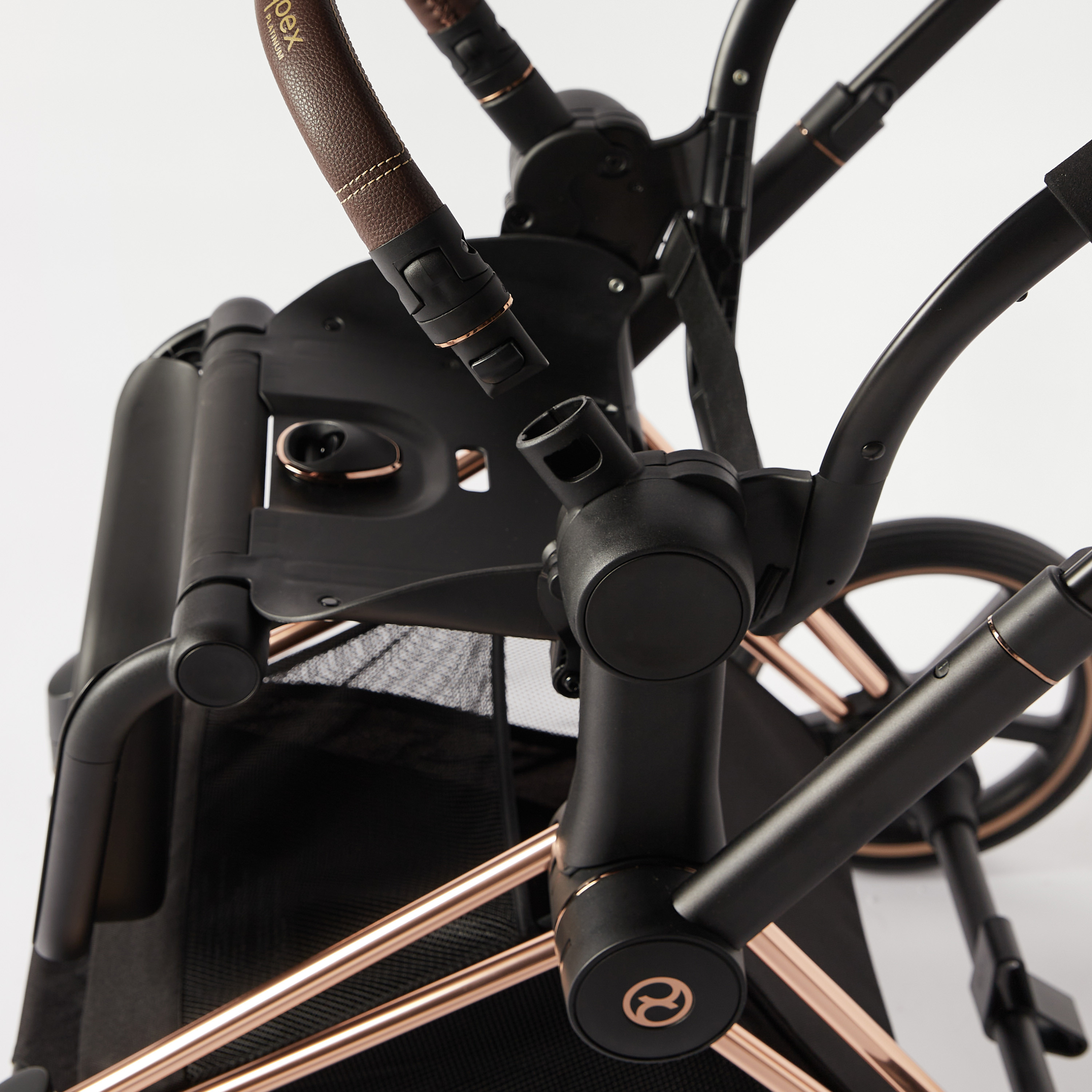 Cybex Priam Stroller Frame with Seat-baby-gear-strollersandprams-strollers-image-13