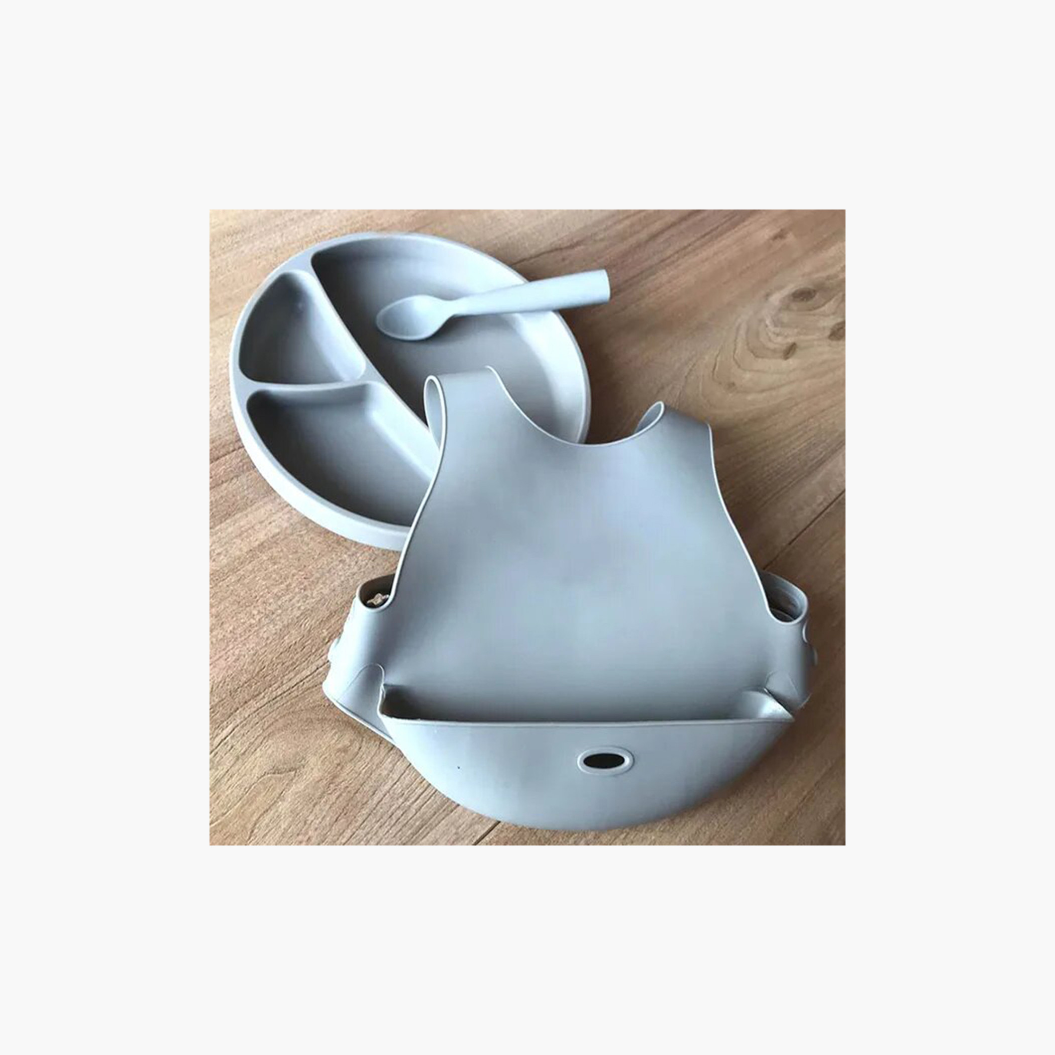مجموعة إطعام سيليكون- 3 قطع من مينيكويوي-baby-feeding-mealtimeessentials-image-2