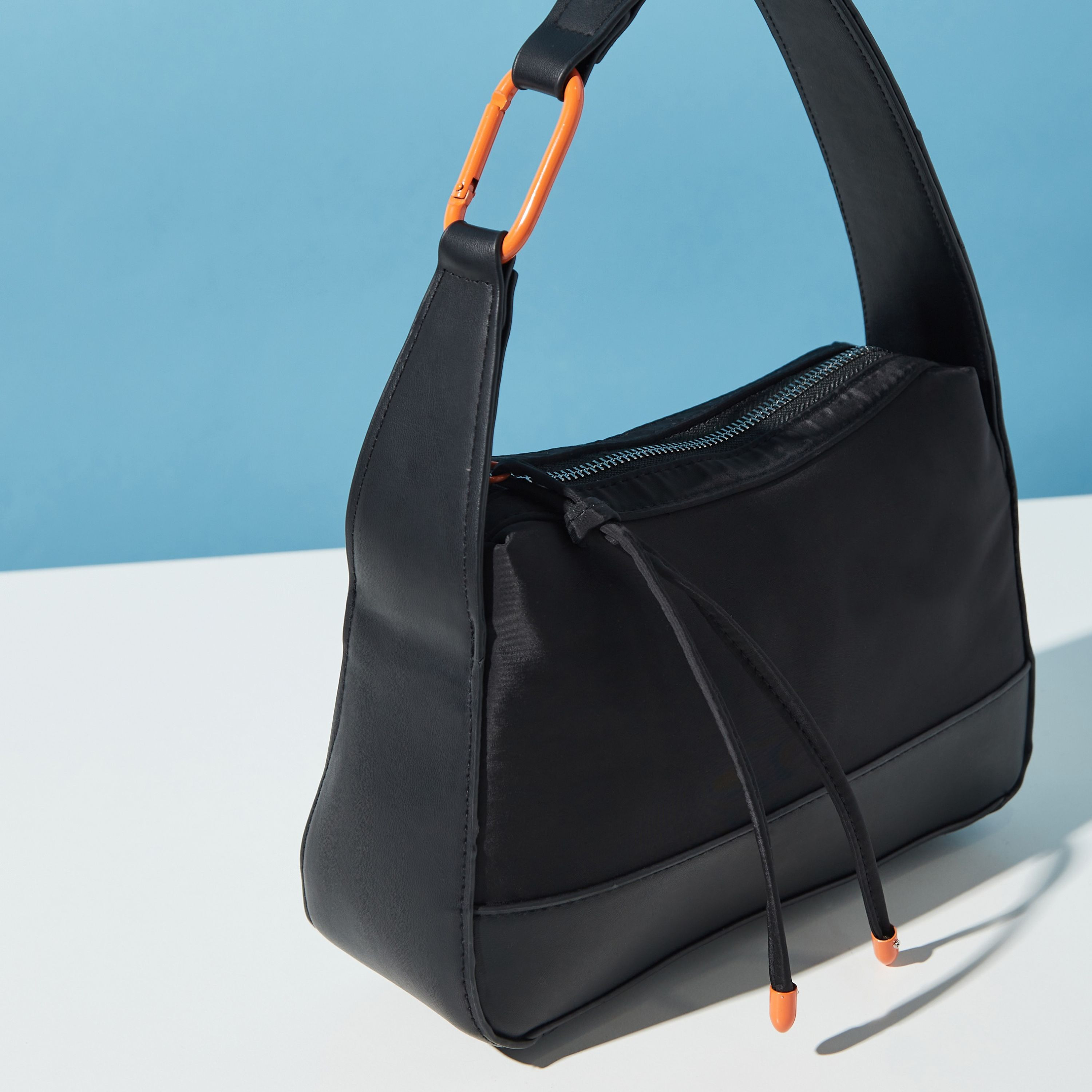 Mistotes Solid Baguette Bag with Strap Handle and Zip Closure-women-bagsandwallets-handbags-image-3