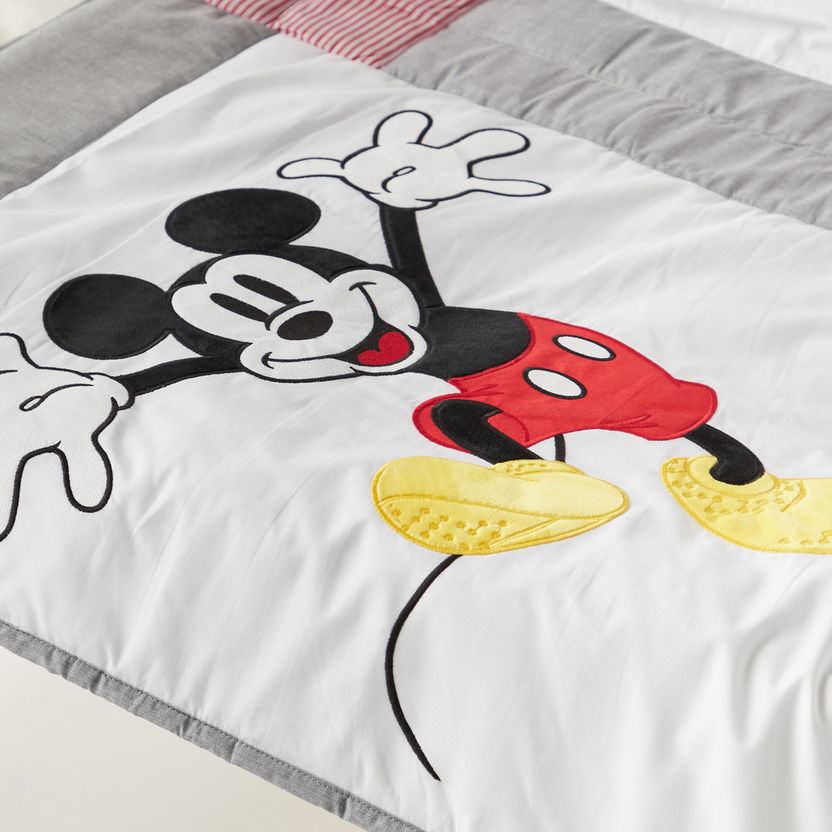 Disney Mickey Mouse Applique Detail Quilt - 100x130 cm-Blankets and Throws-image-3