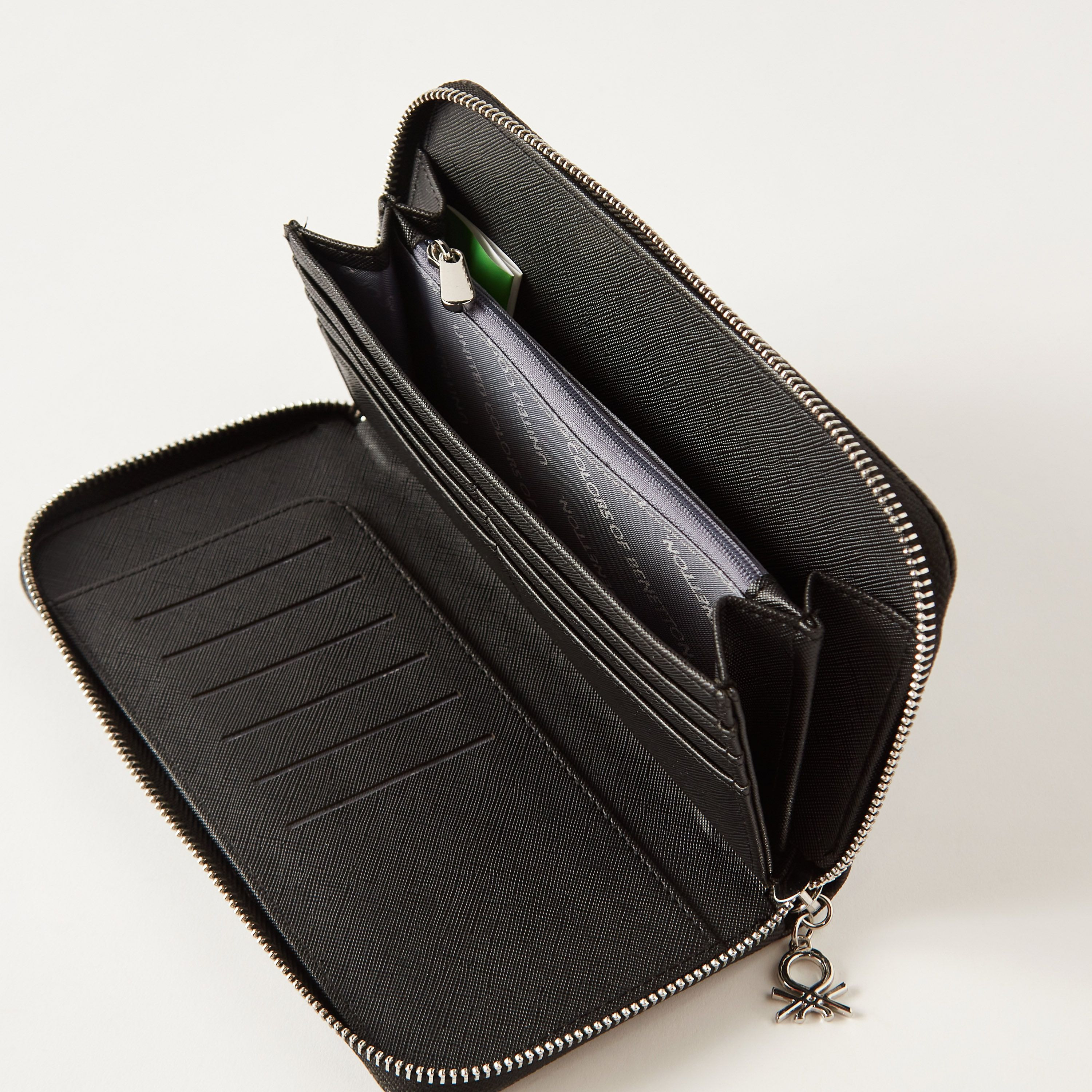محفظة بطبعات وسحاب من يونايتد كولورز أوف بينيتون-women-bagsandwallets-wallets-image-4