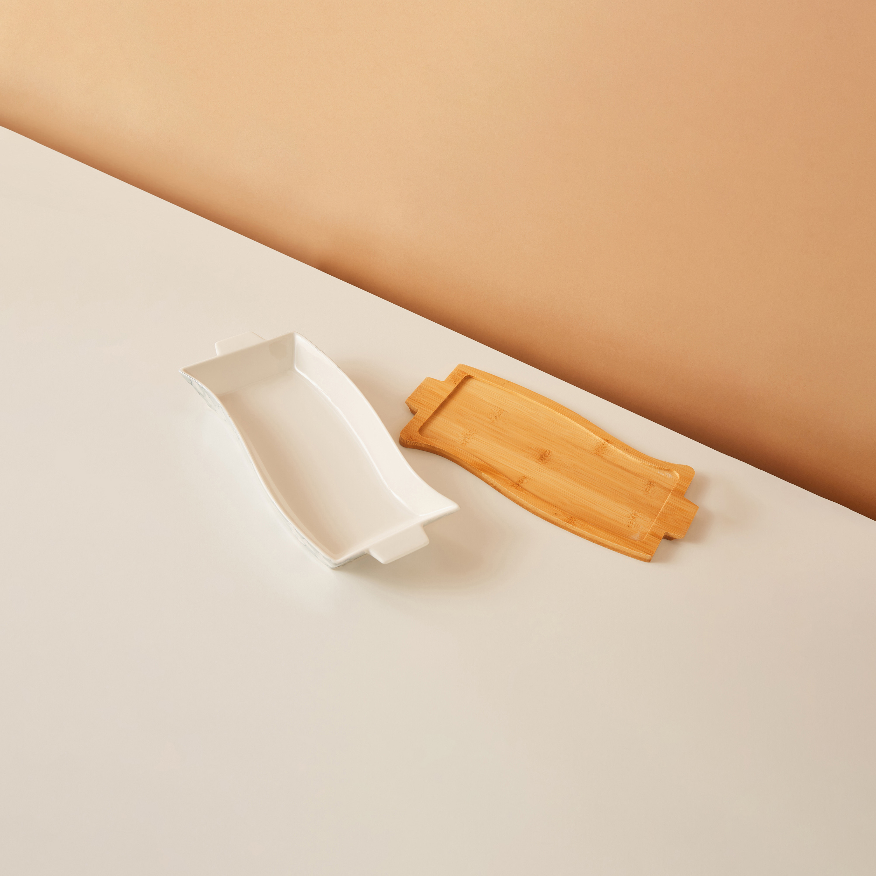 صحن تقديم بطبعات مع صينية خيزران-household-dining-serveware-servingtrays-image-4