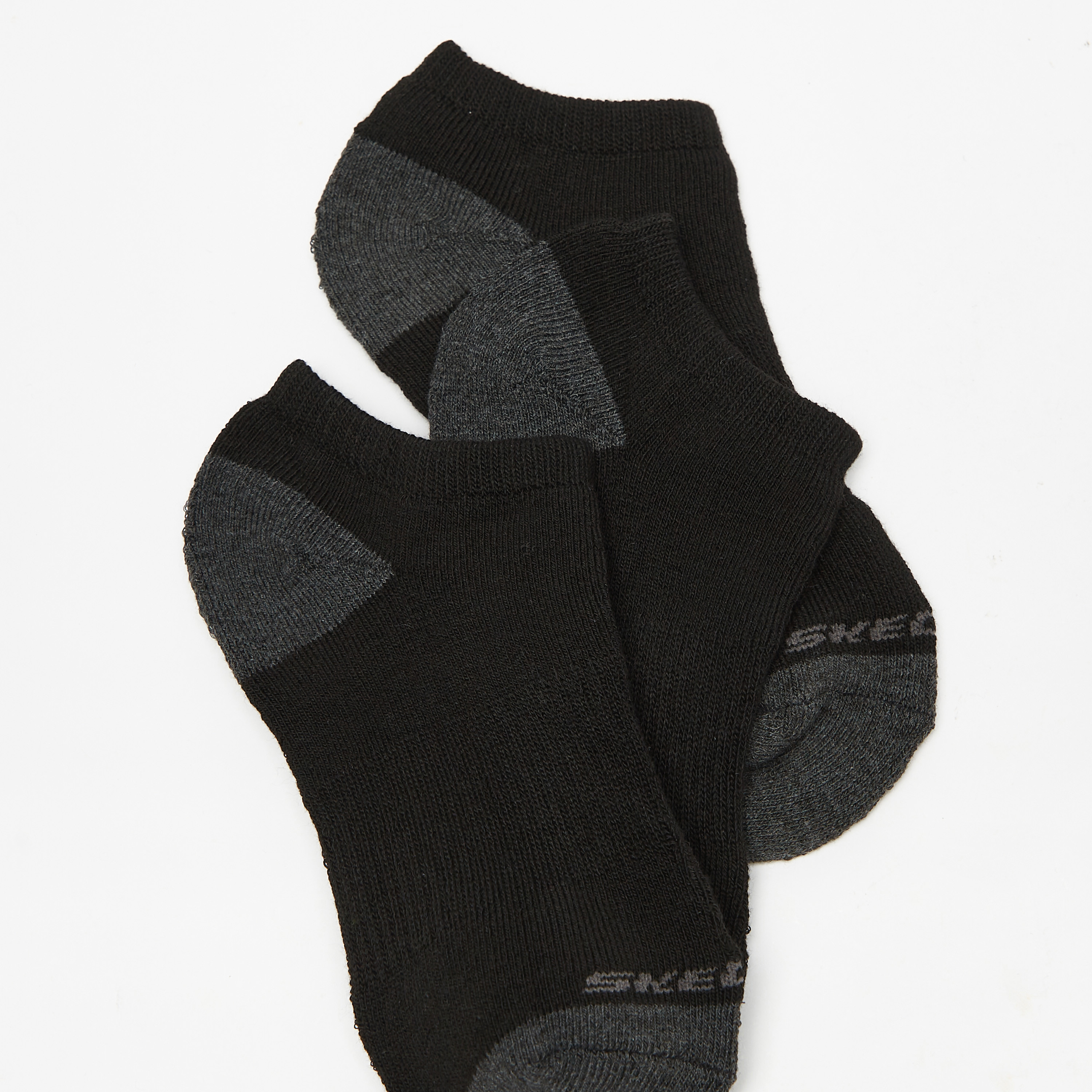 جوارب رياضية سادة بطول الكاحل من سكتشرز - طقم من 3-girls-accessories-socks-image-4