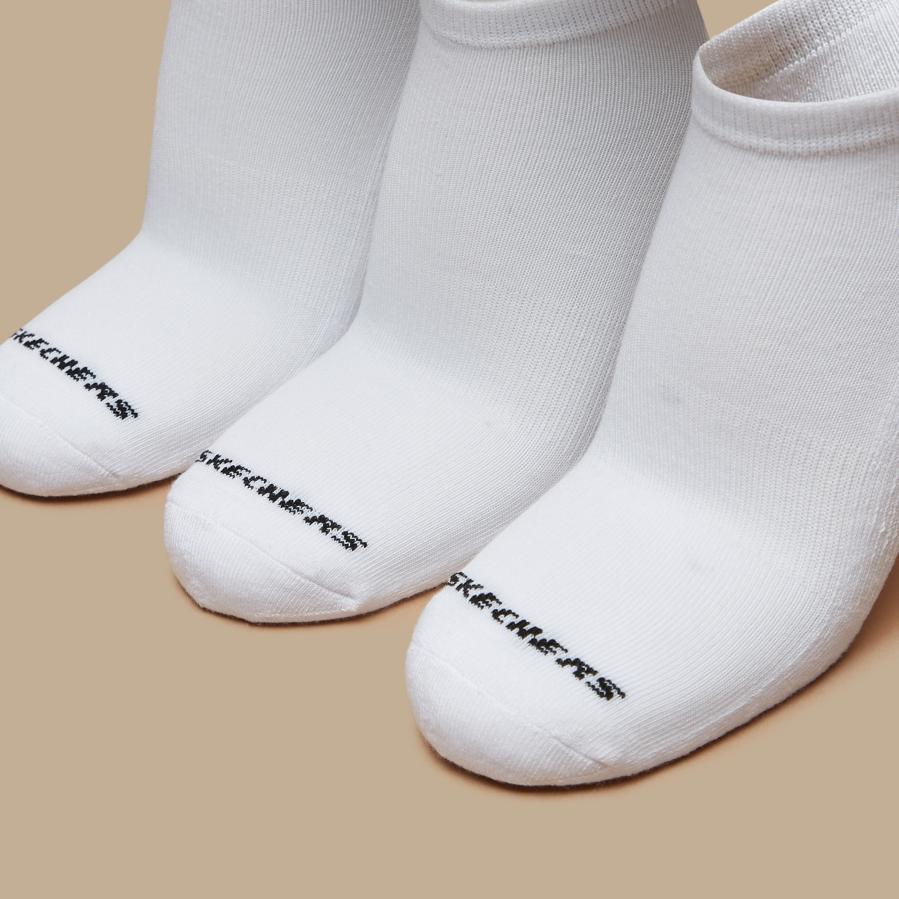 طقم جوارب رياضية بطول الكاحل 3 أزواج بطبعات من سكتشرز - S113012D-105-men-socks-image-2