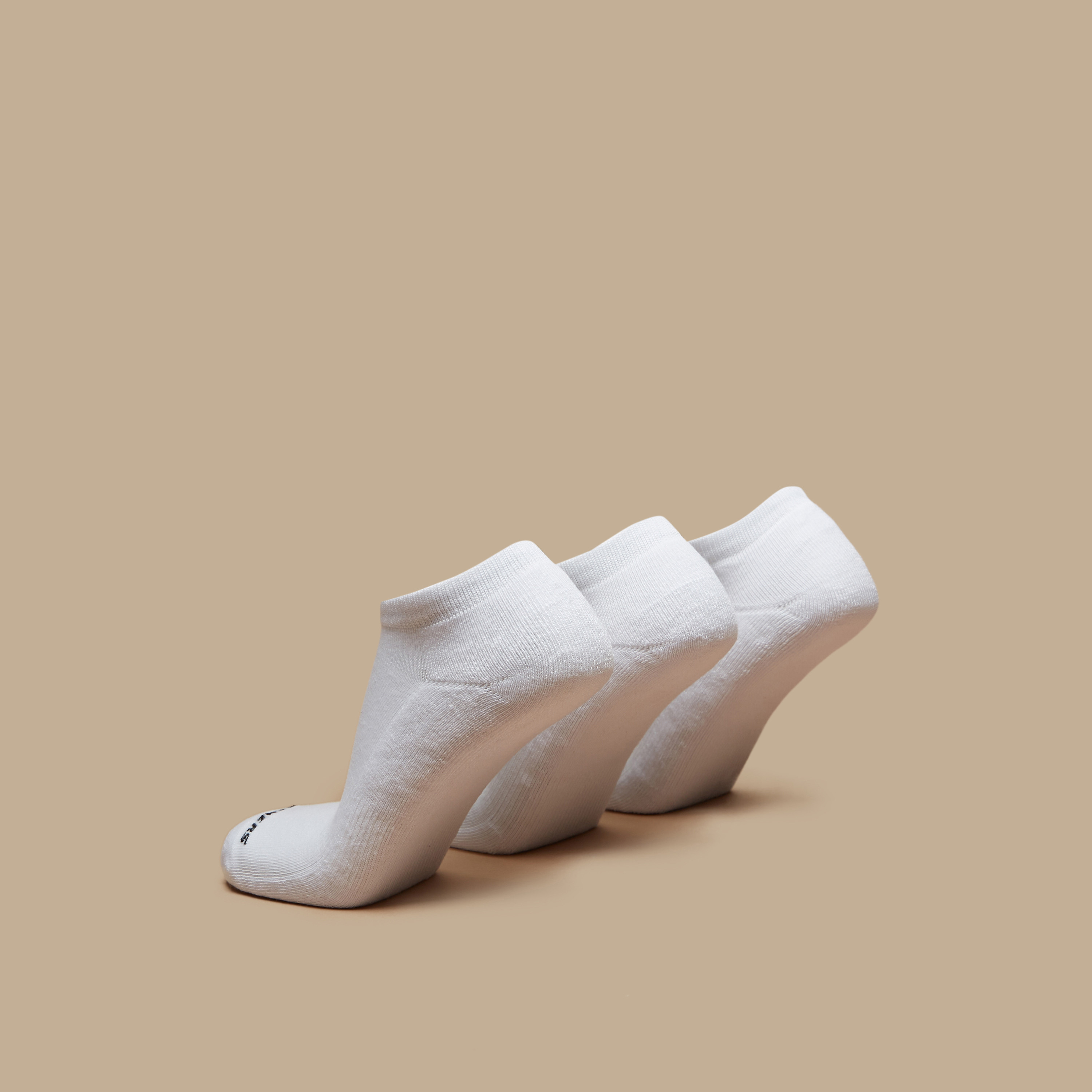 طقم جوارب رياضية بطول الكاحل 3 أزواج بطبعات من سكتشرز - S113012D-105-men-socks-image-3