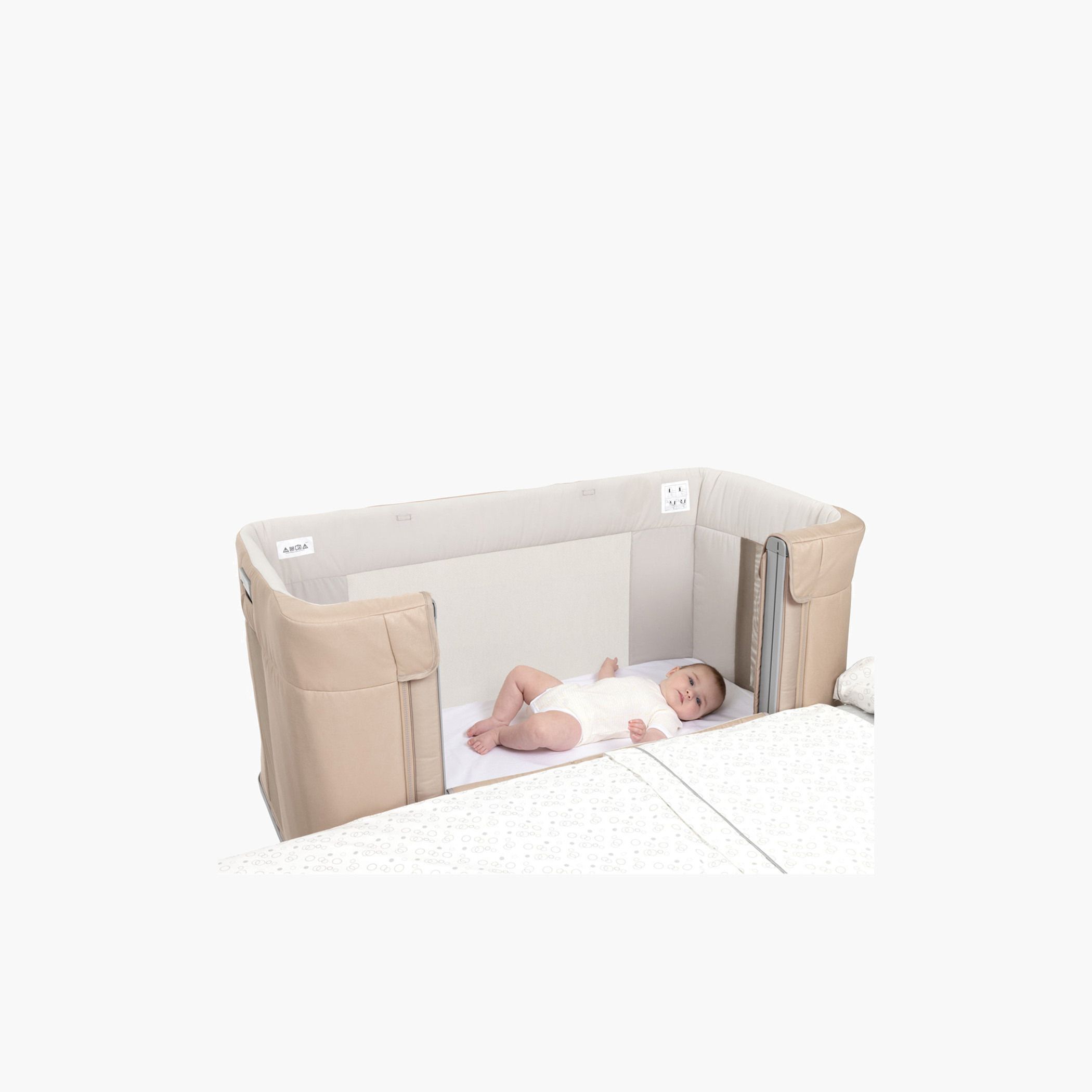 سرير أطفال نيكست تو مي فور إيفر من شيكو-baby-nursery-furniture-cribsandbeds-bassinets-image-12