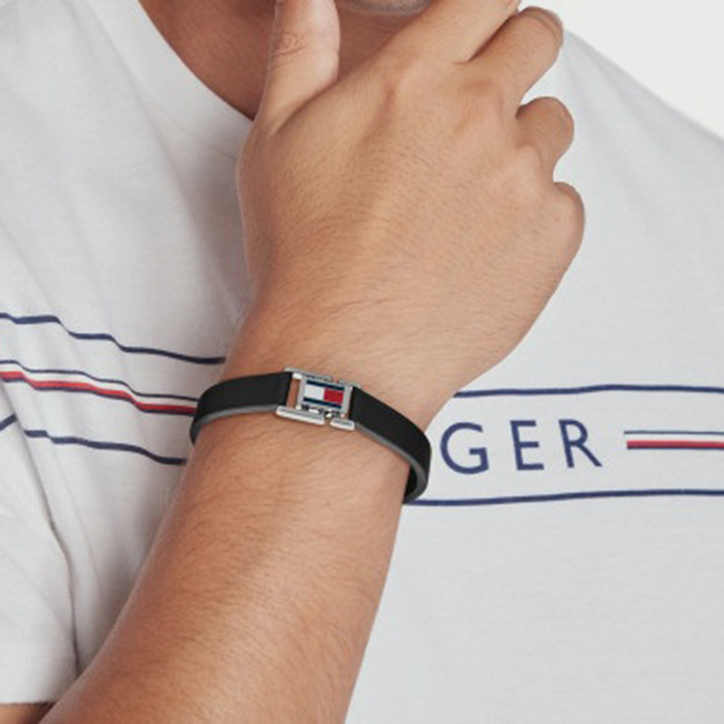 Men's leather bracelet deals tommy hilfiger