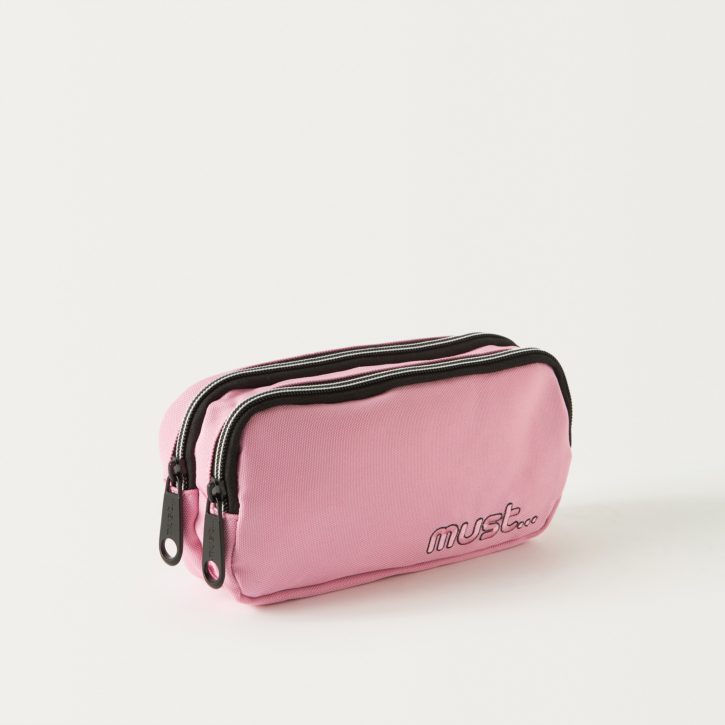 مقلمة بتطريز الشعار من ماست - ضمان سنتان-school-stationery-pencilcases-image-2