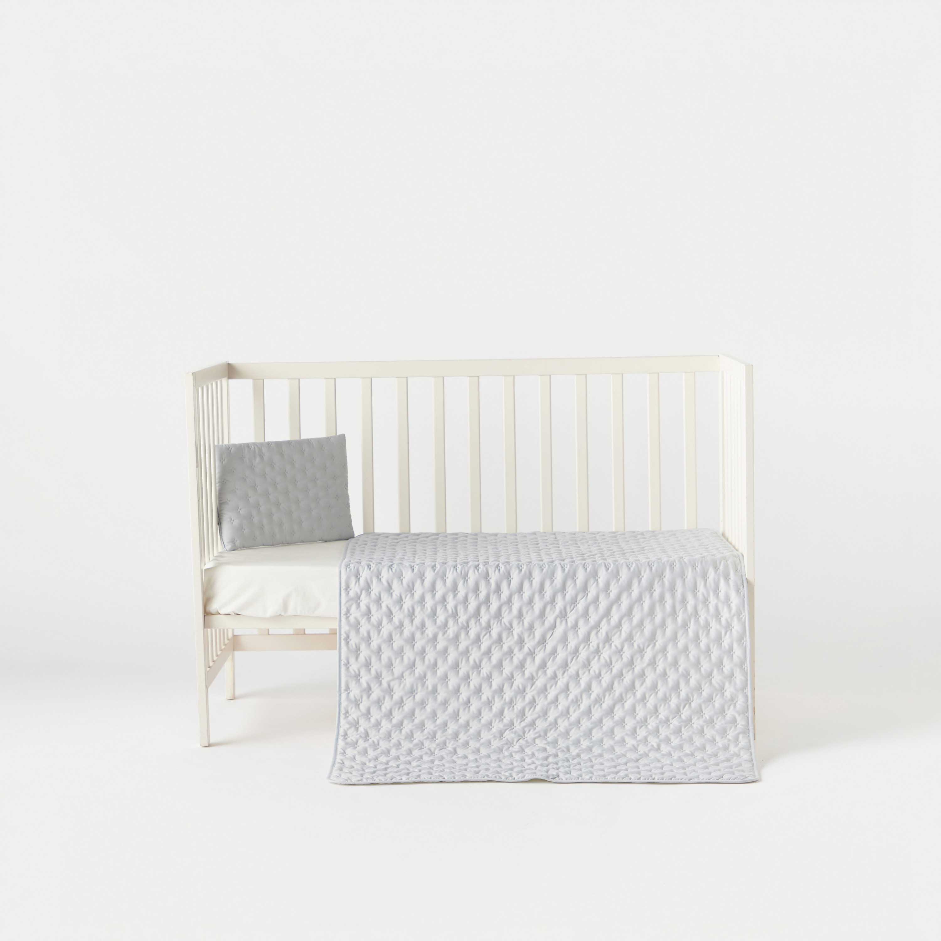 Cambrass Textured Comforter with Pillow-baby-nursery-babybedding-image-2