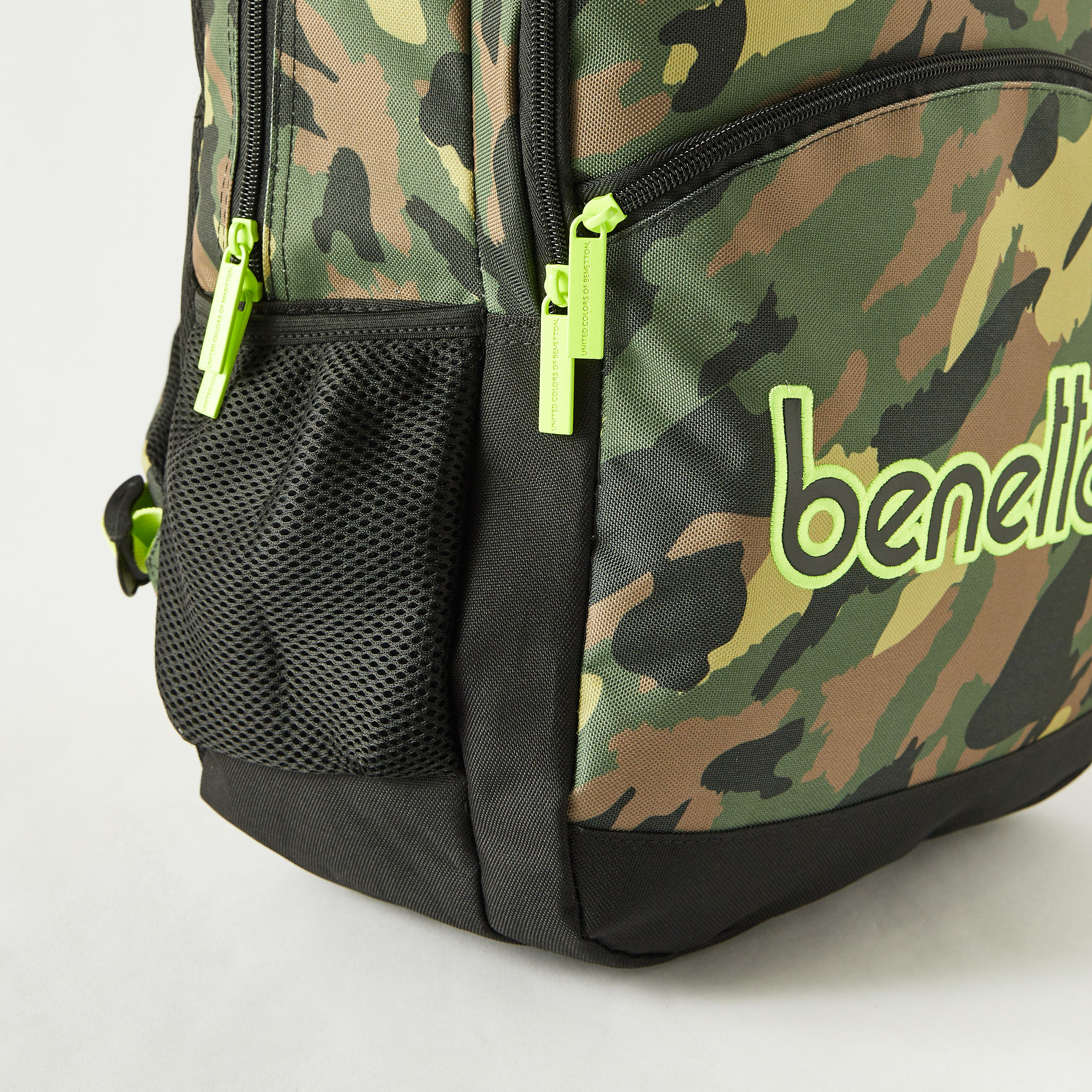 United Colors of Benetton Camouflage Print 18-inch Backpack - 46x31x13 cms 1-Year Warranty-school-bagsandbackpacks-backpacks-image-3