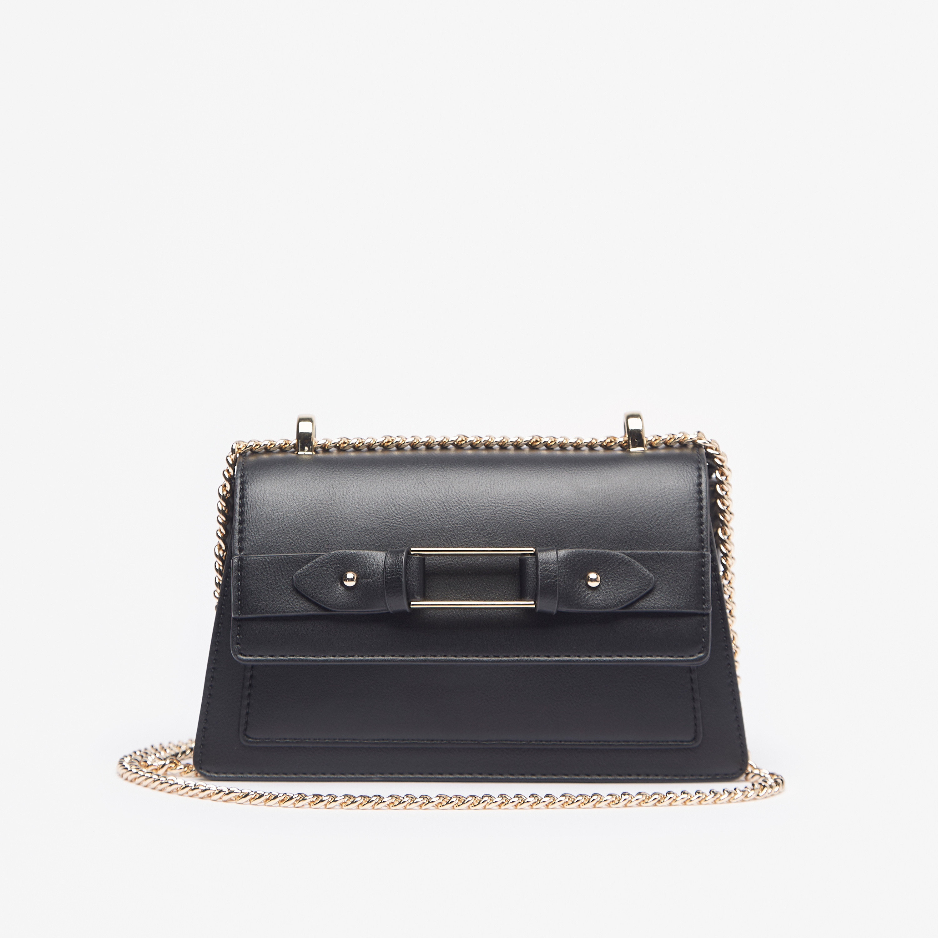 شنطة كروس بودي سادة بحزام سلسلة ميتاليك من سيليست-women-bagsandwallets-handbags-image-1