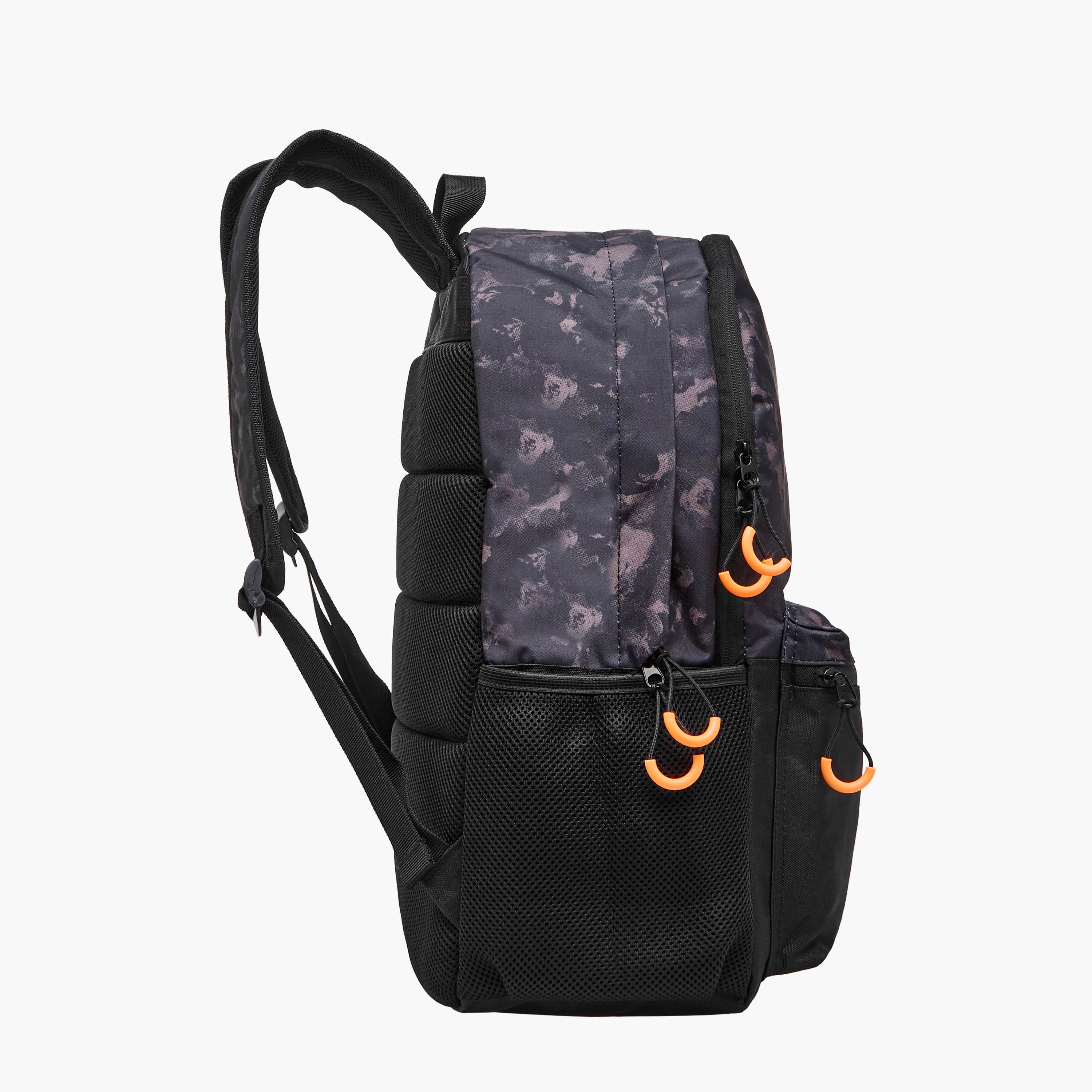 شنطة ظهر بحمّالات قابلة للتعديل وطبعات بلاي ستيشن - 50x36x15 سم - ضمان سنة واحدة-school-bagsandbackpacks-backpacks-image-3