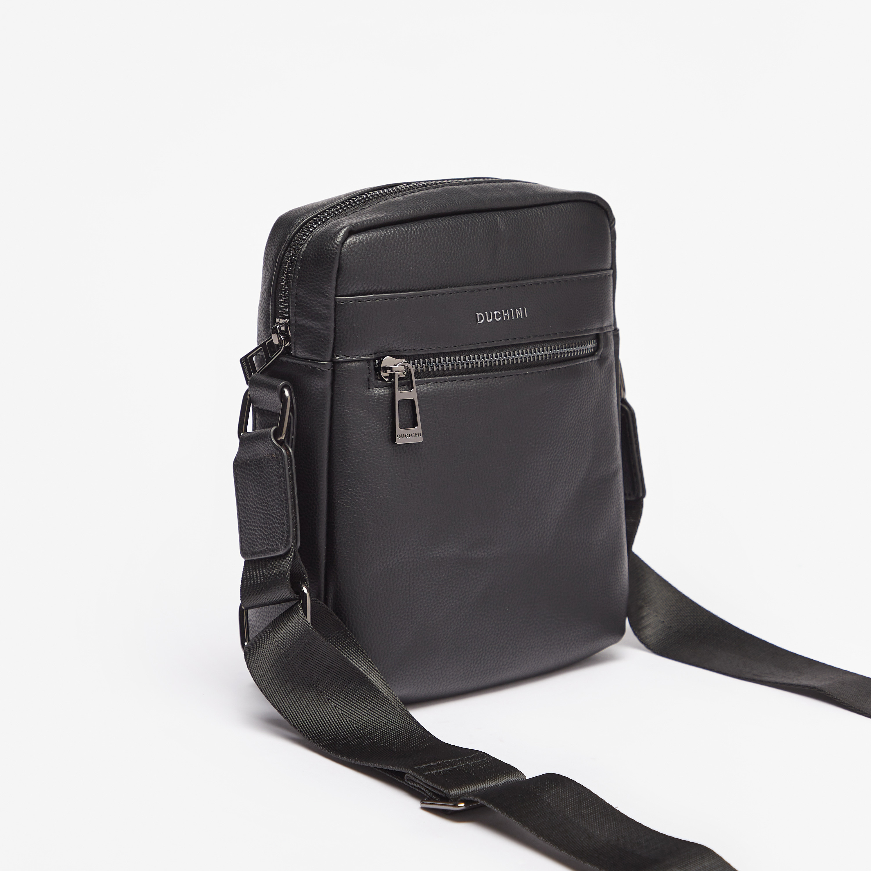 Buy Men's Duchini Solid Crossbody Bag with Zip Closure Online | Centrepoint  Oman