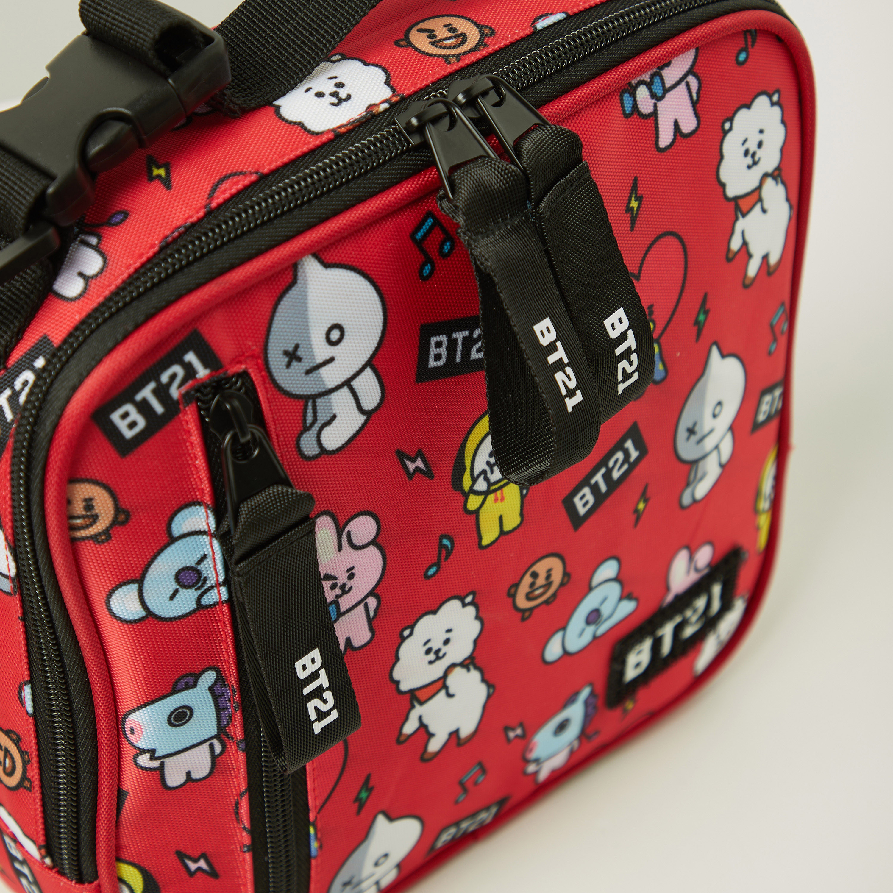 BT21 All-Over Print Lunch Bag with Detachable Strap-school-lunchessentials-lunchbags-image-5