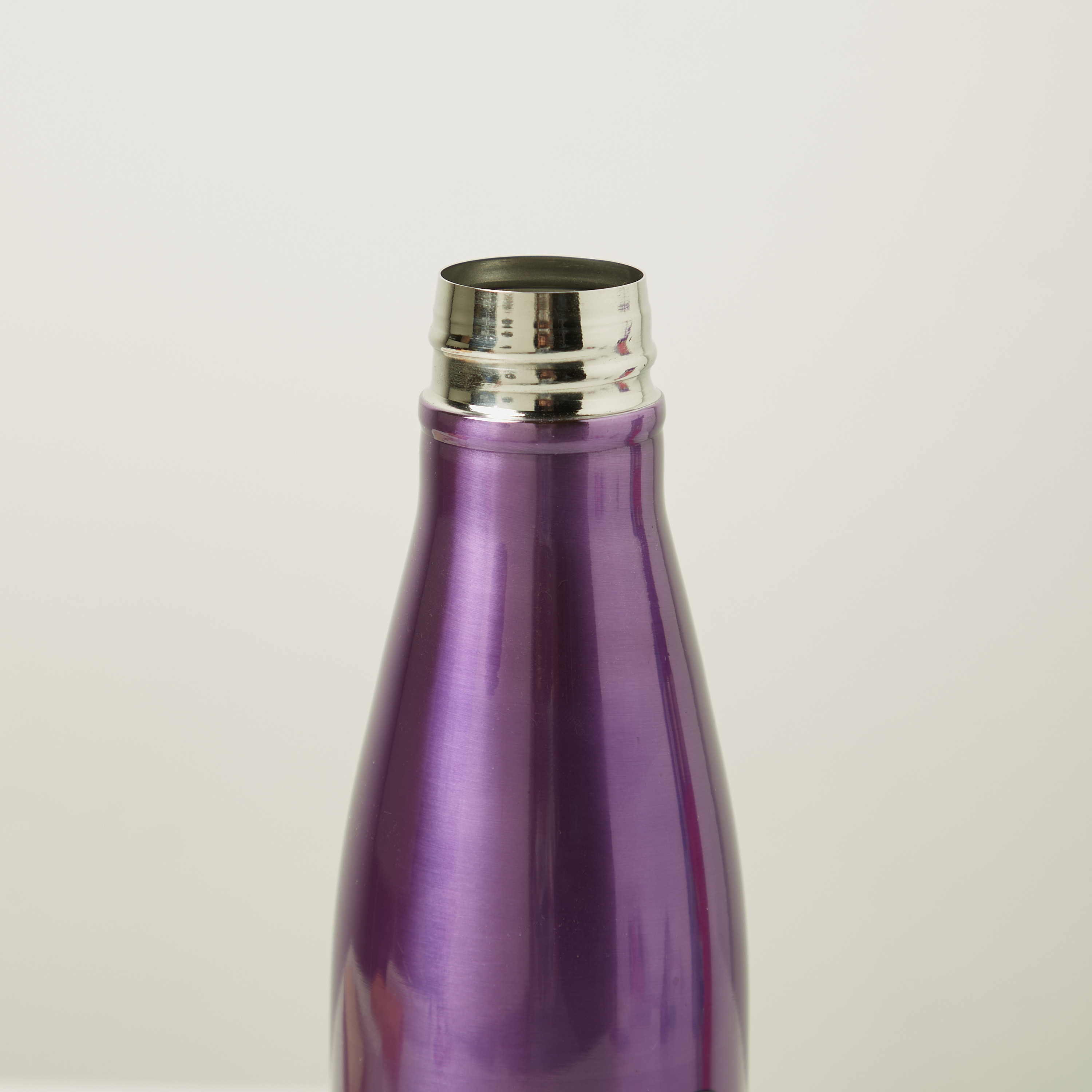 قارورة مياه ستانليس ستيل بطبعات إل أو إل سربرايز! - 700 مل-school-waterbottles-image-4