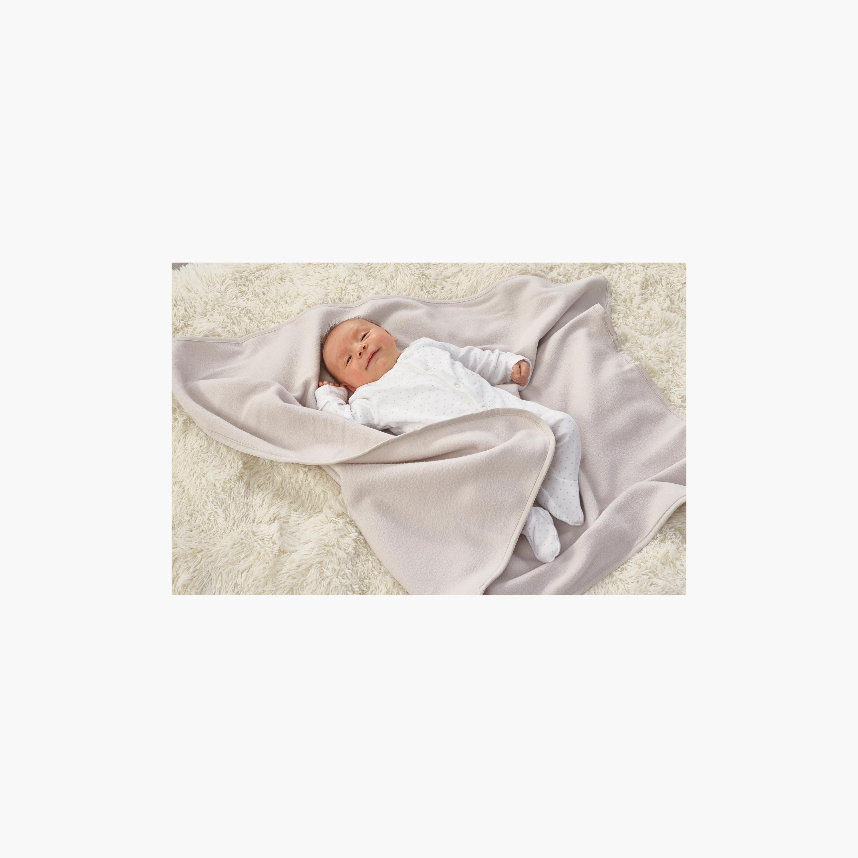 Kinder Valley Fleece Baby Blanket-baby-nursery-blanketsandswaddles-blanketsandquilts-image-2